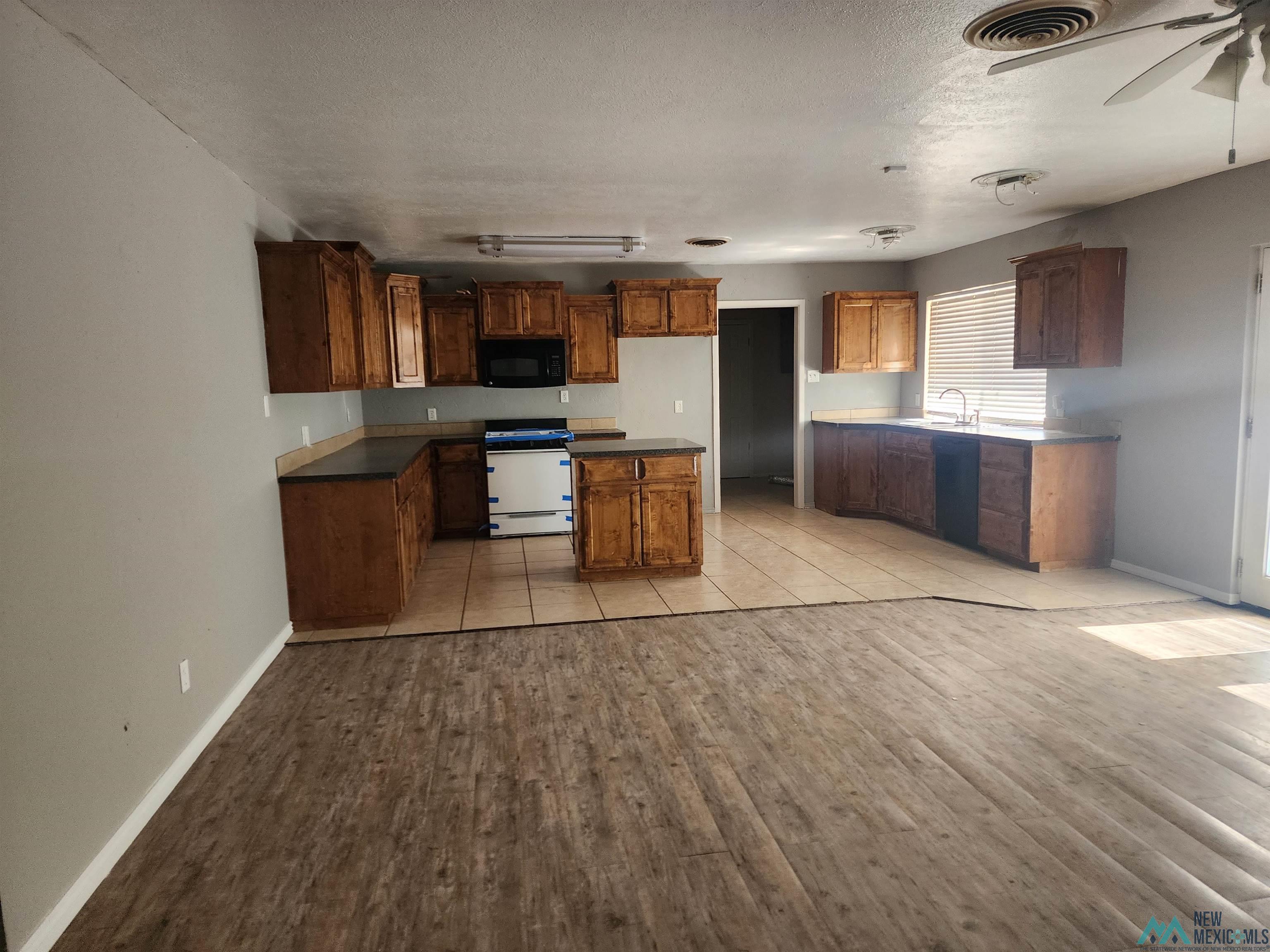 2303 Cornell Dr, Roswell, Texas image 8