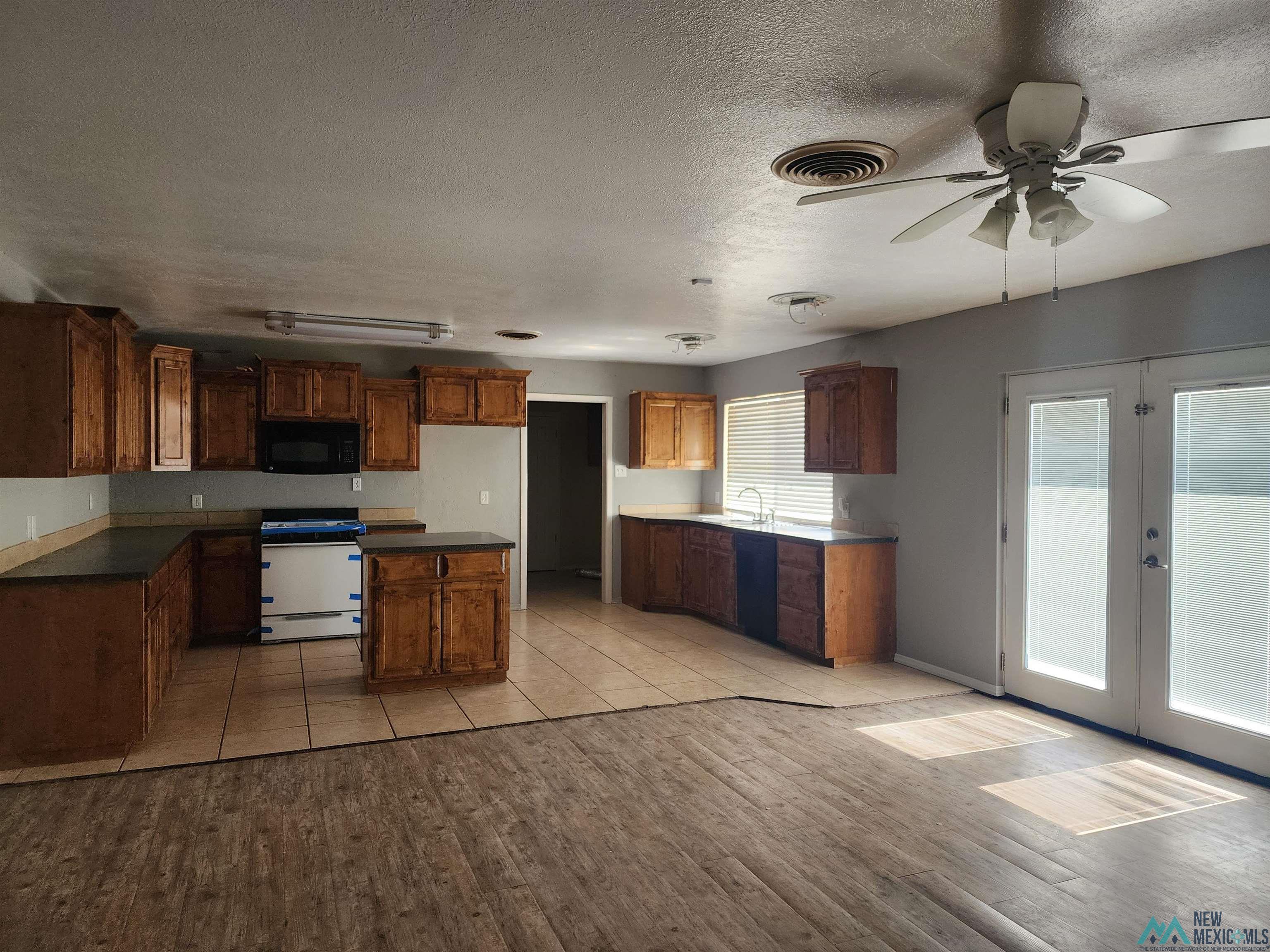 2303 Cornell Dr, Roswell, Texas image 9