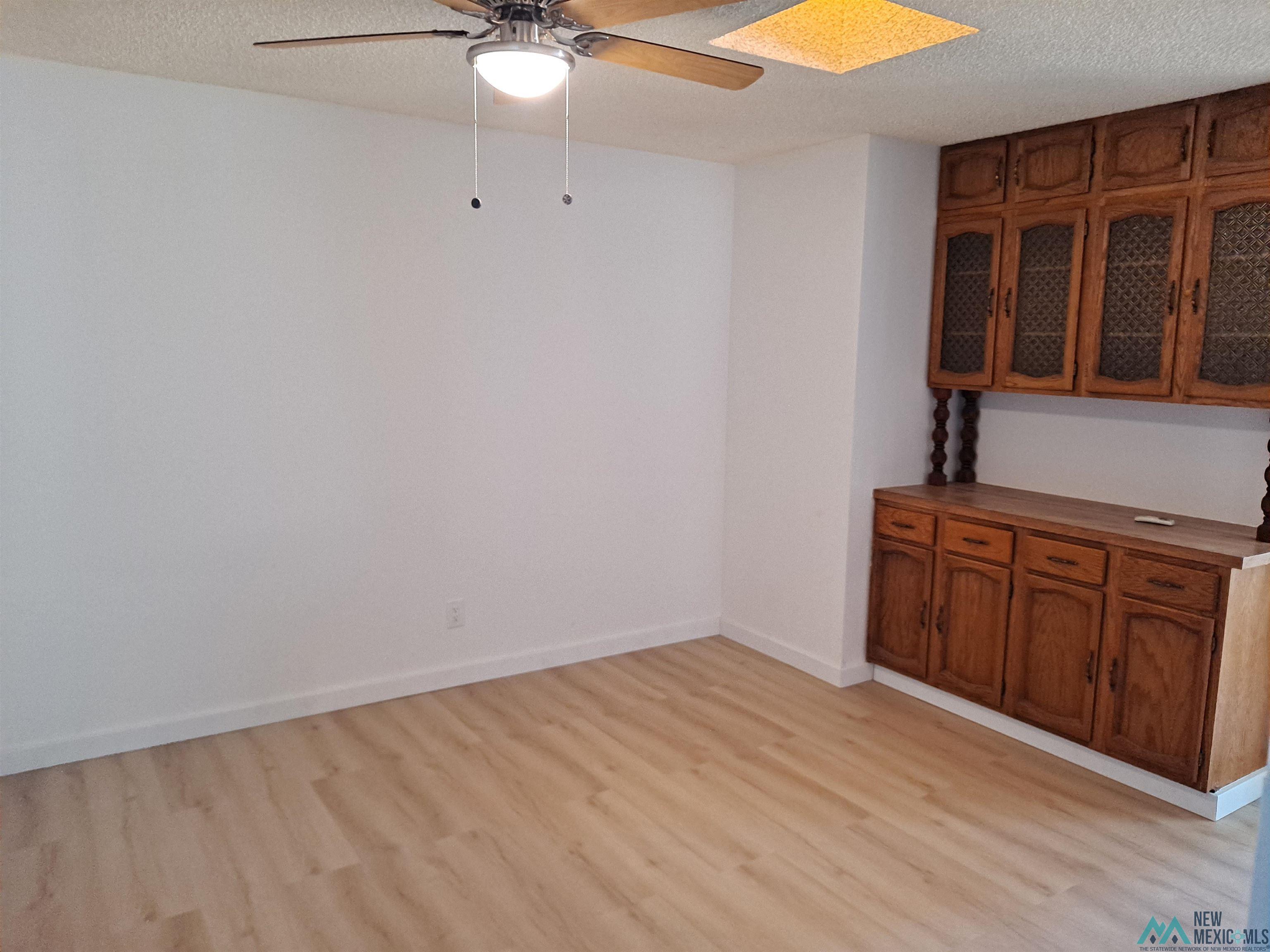 1202 S Sunset Avenue, Roswell, Texas image 6