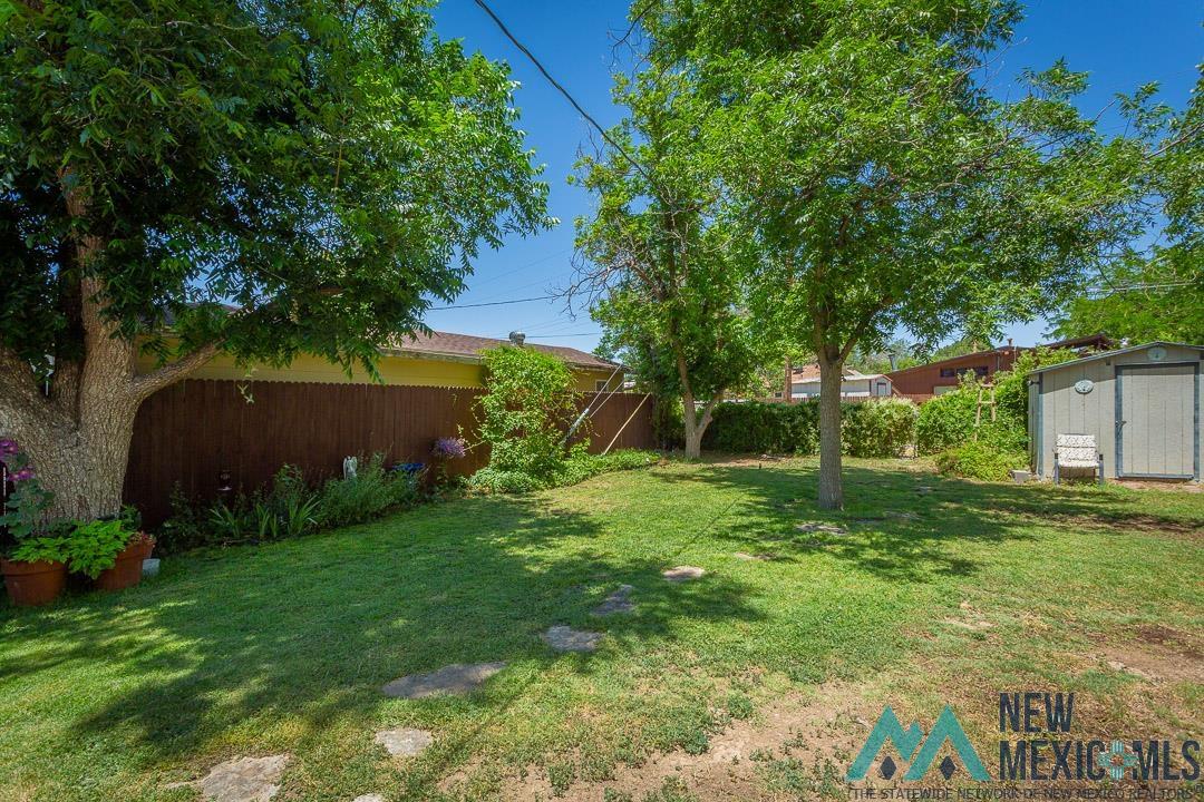 1727 N Delaware Avenue, Roswell, Texas image 27