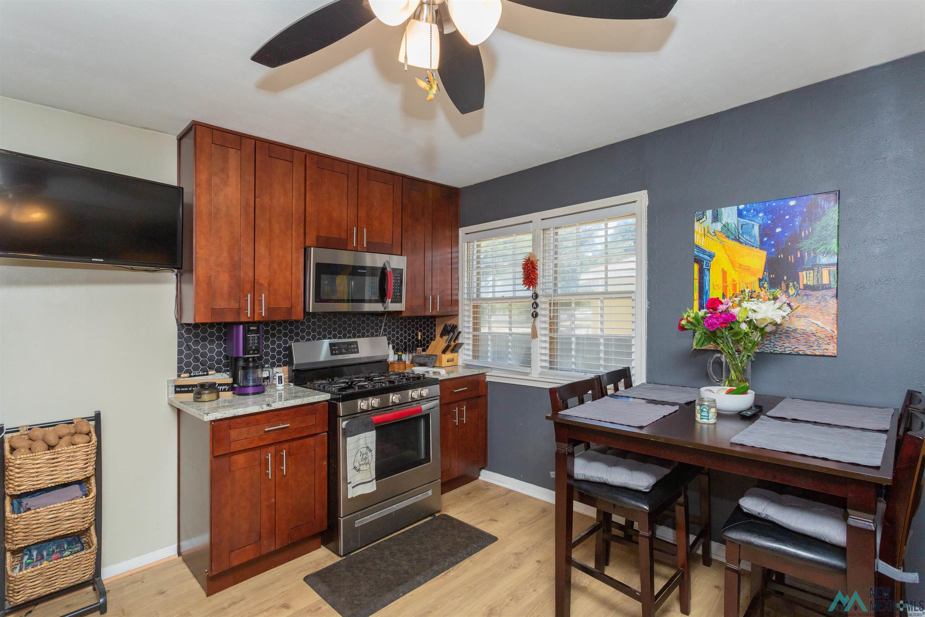 1727 N Delaware Avenue, Roswell, Texas image 24