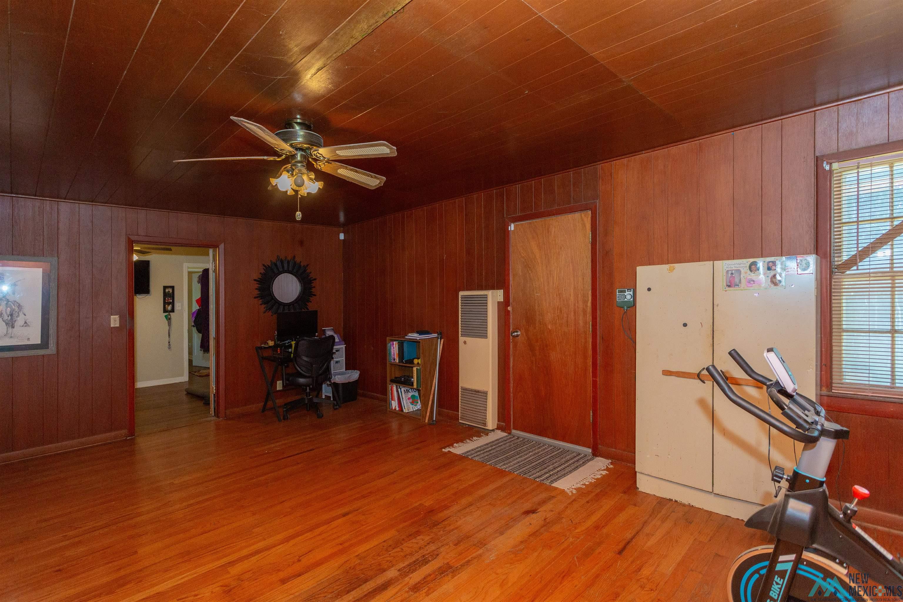 1727 N Delaware Avenue, Roswell, Texas image 19