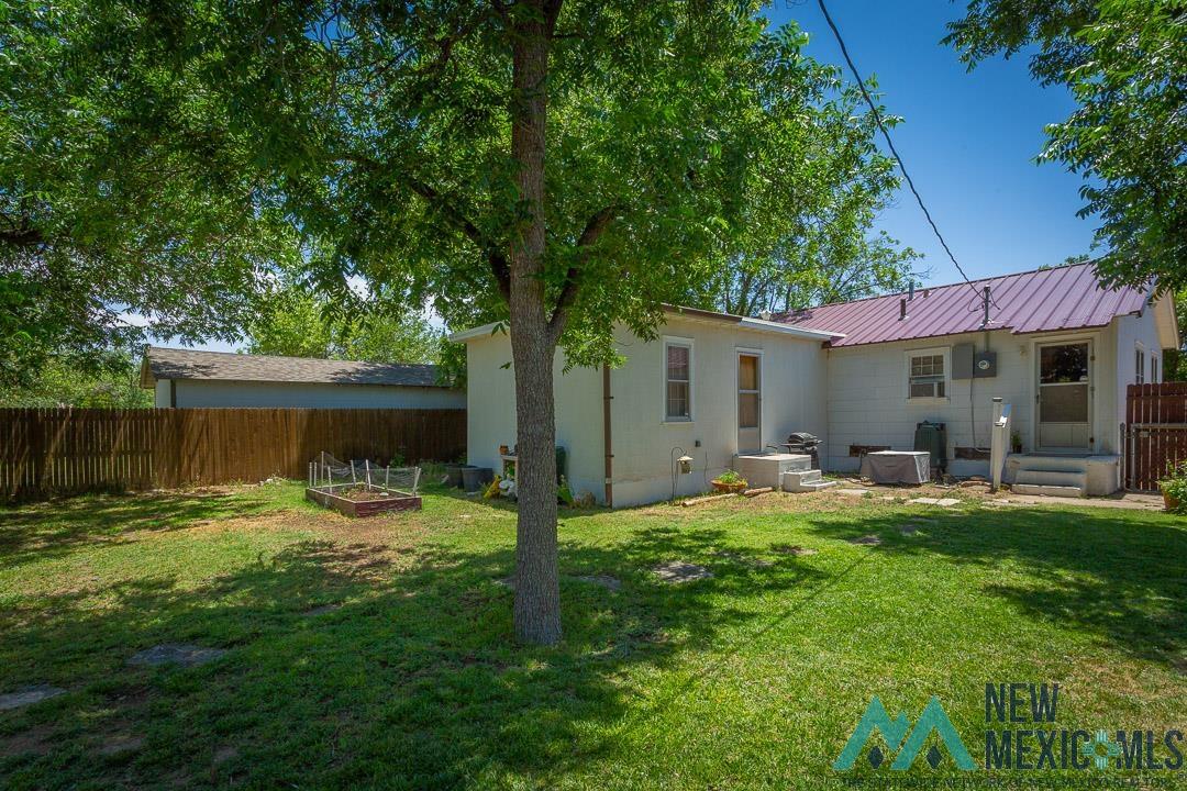 1727 N Delaware Avenue, Roswell, Texas image 29