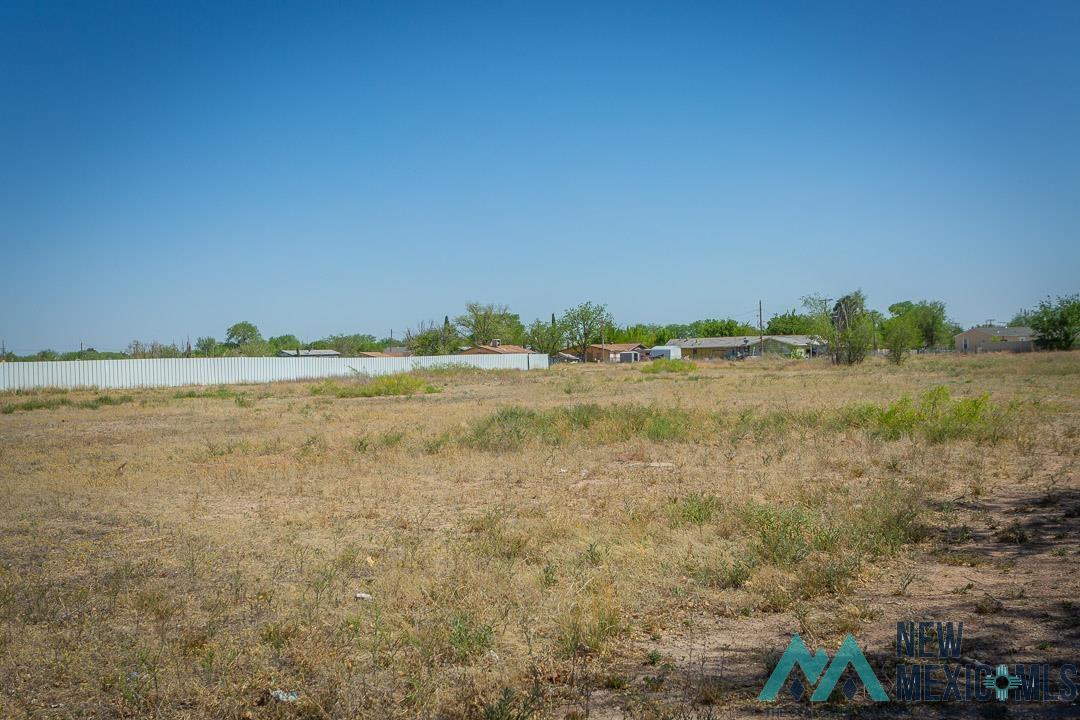 402 E Country Road, Roswell, New Mexico image 5