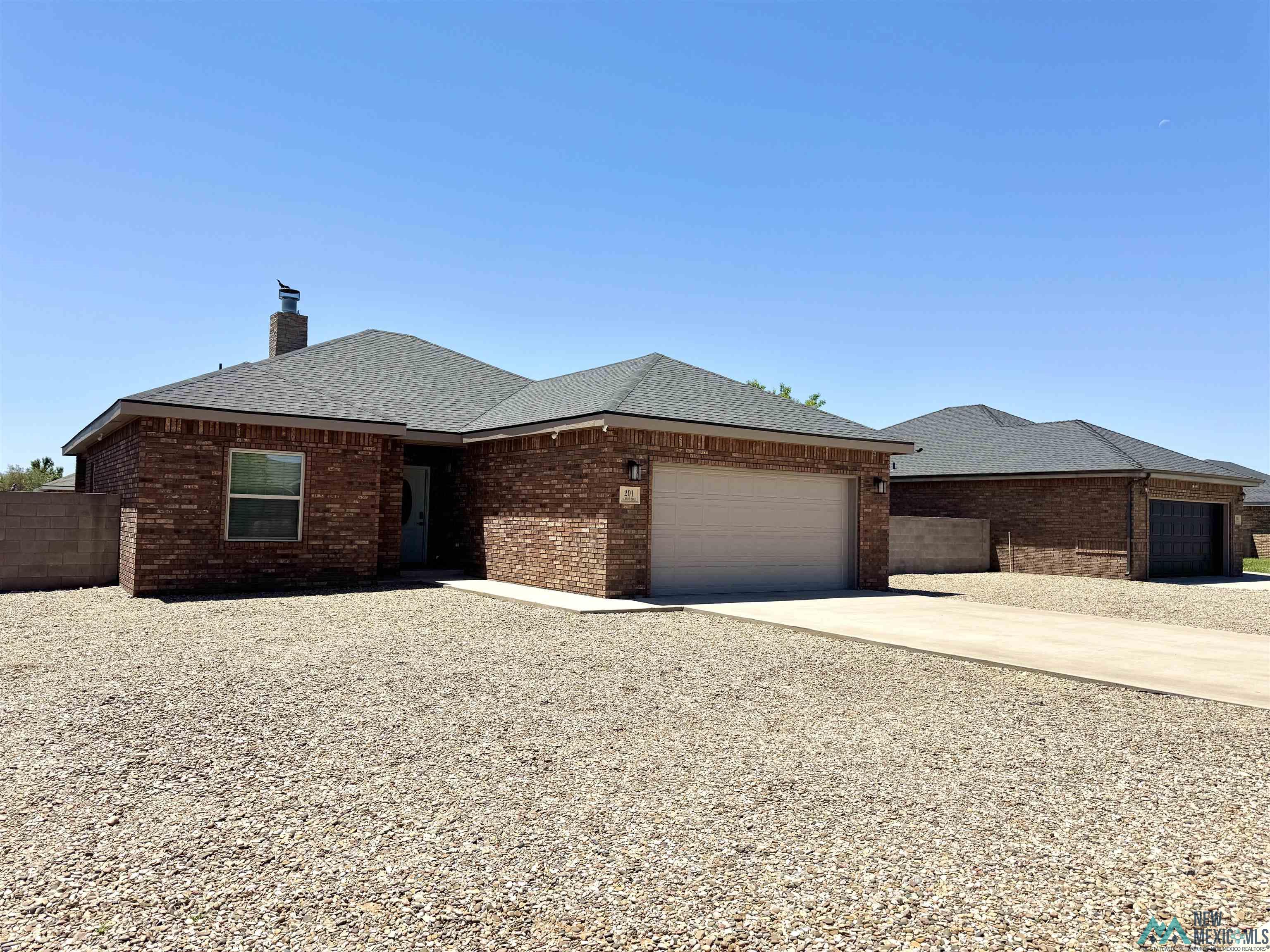 201 Almond Tree Lane, Clovis, Texas image 2
