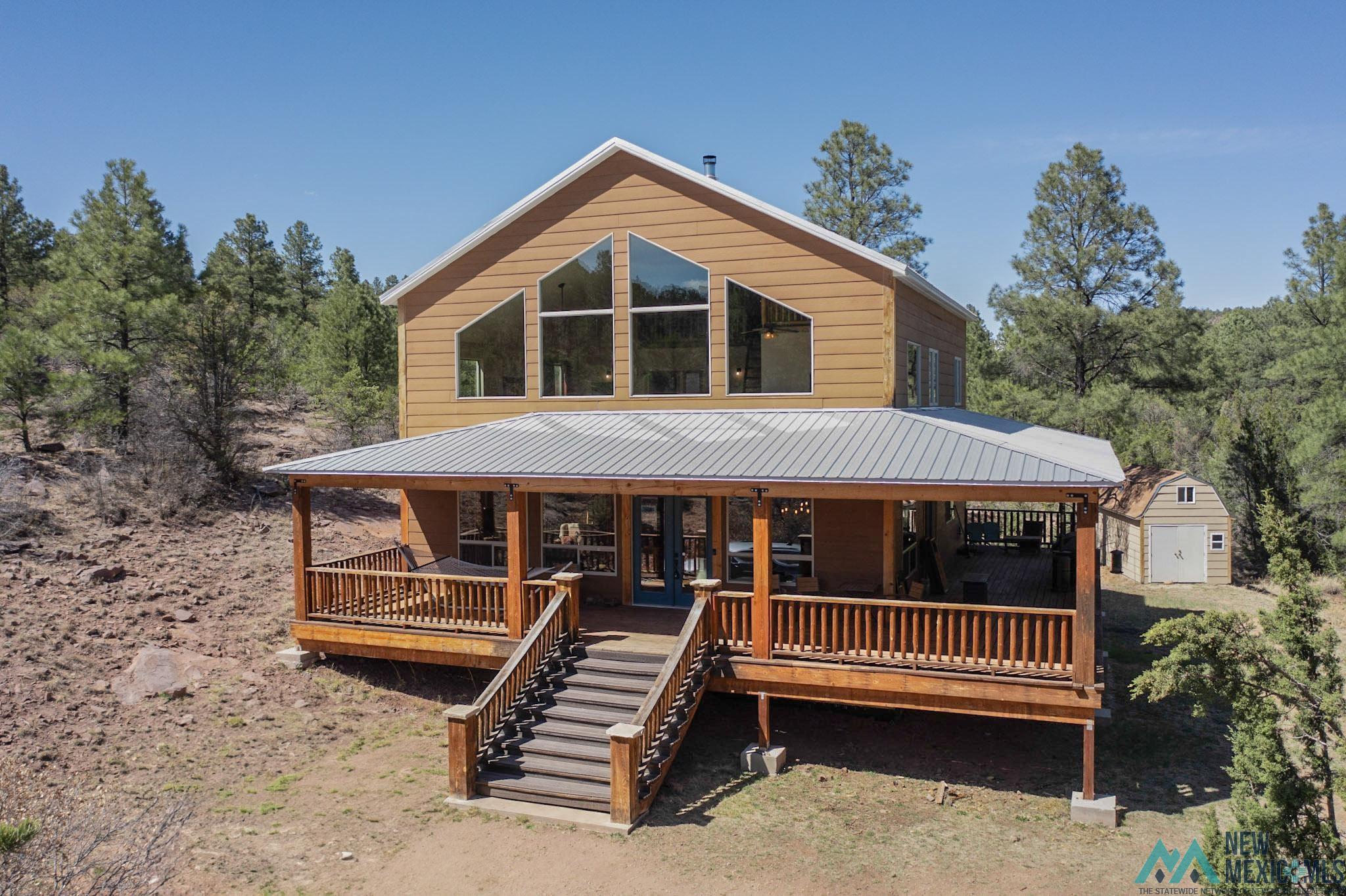 75 Roadrunner Road, Las Vegas, Texas image 1
