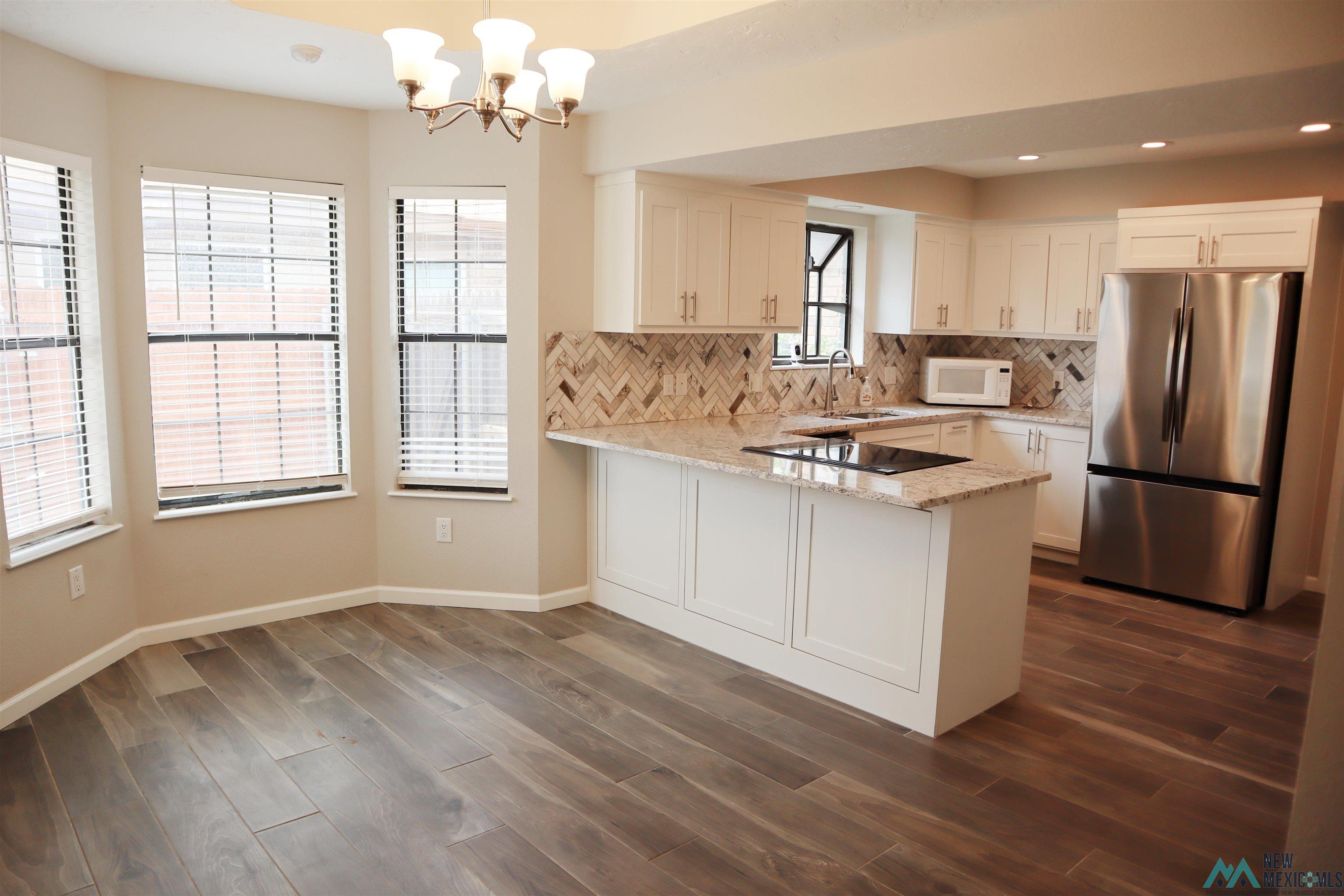 2213 Country Drive, Clovis, Texas image 1