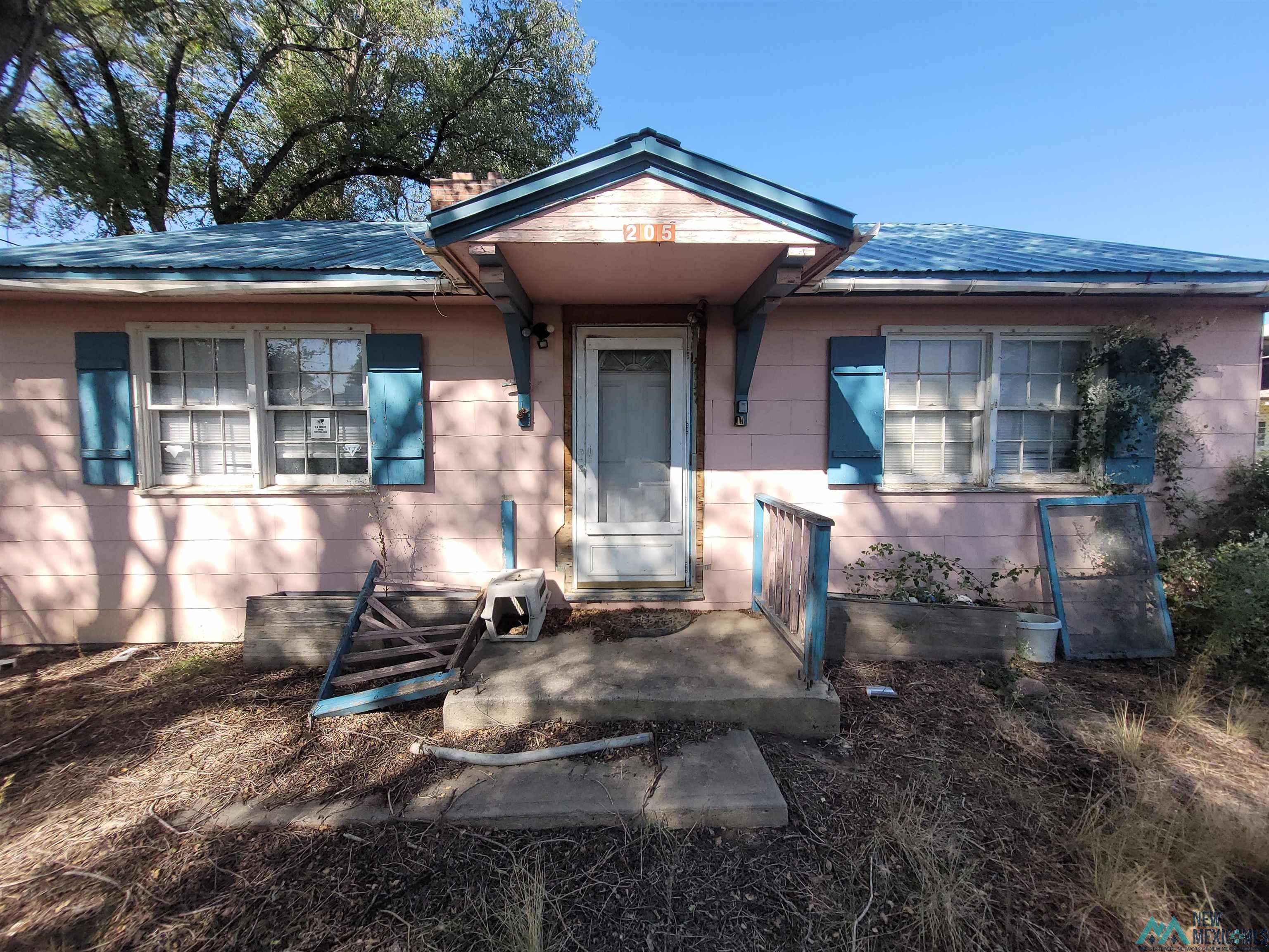 205 Garfield Avenue, Springer, Texas image 3