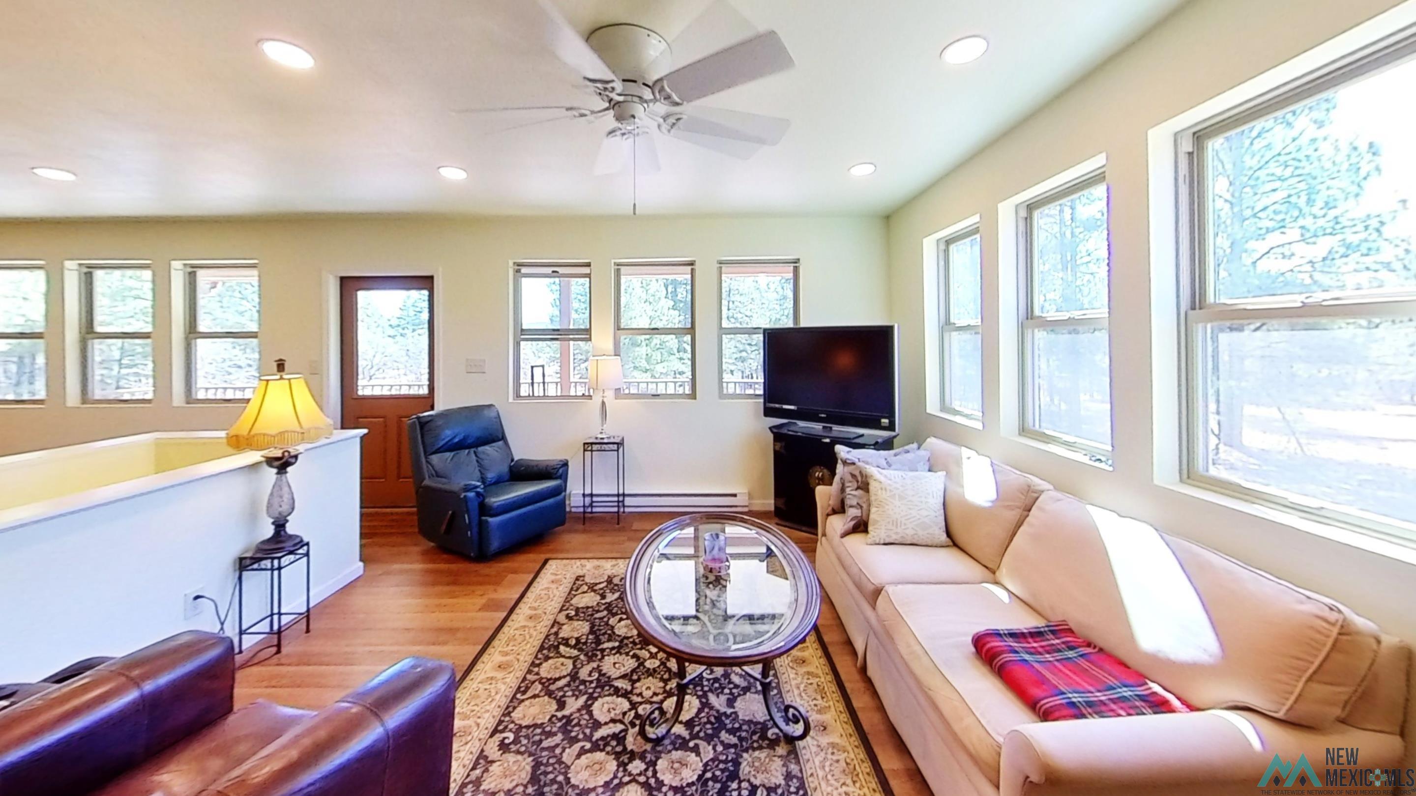 1 Moqui Drive, Mcgaffey, Texas image 4