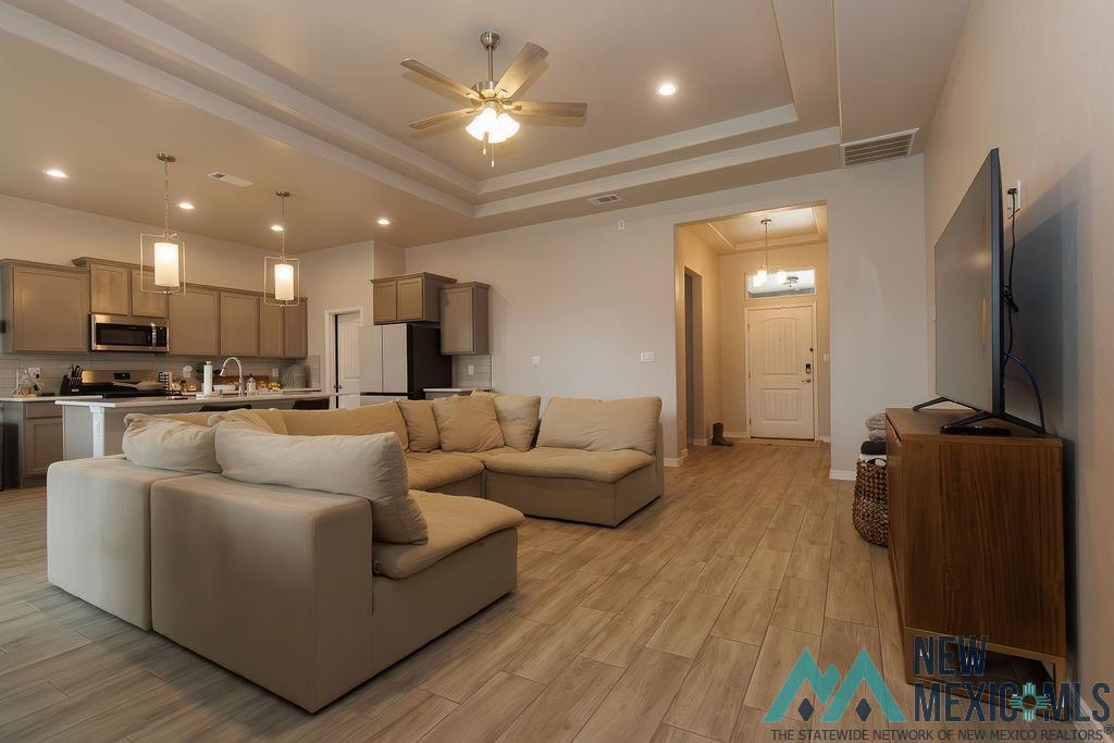 3816 Honeysuckle Drive, Carlsbad, Texas image 25