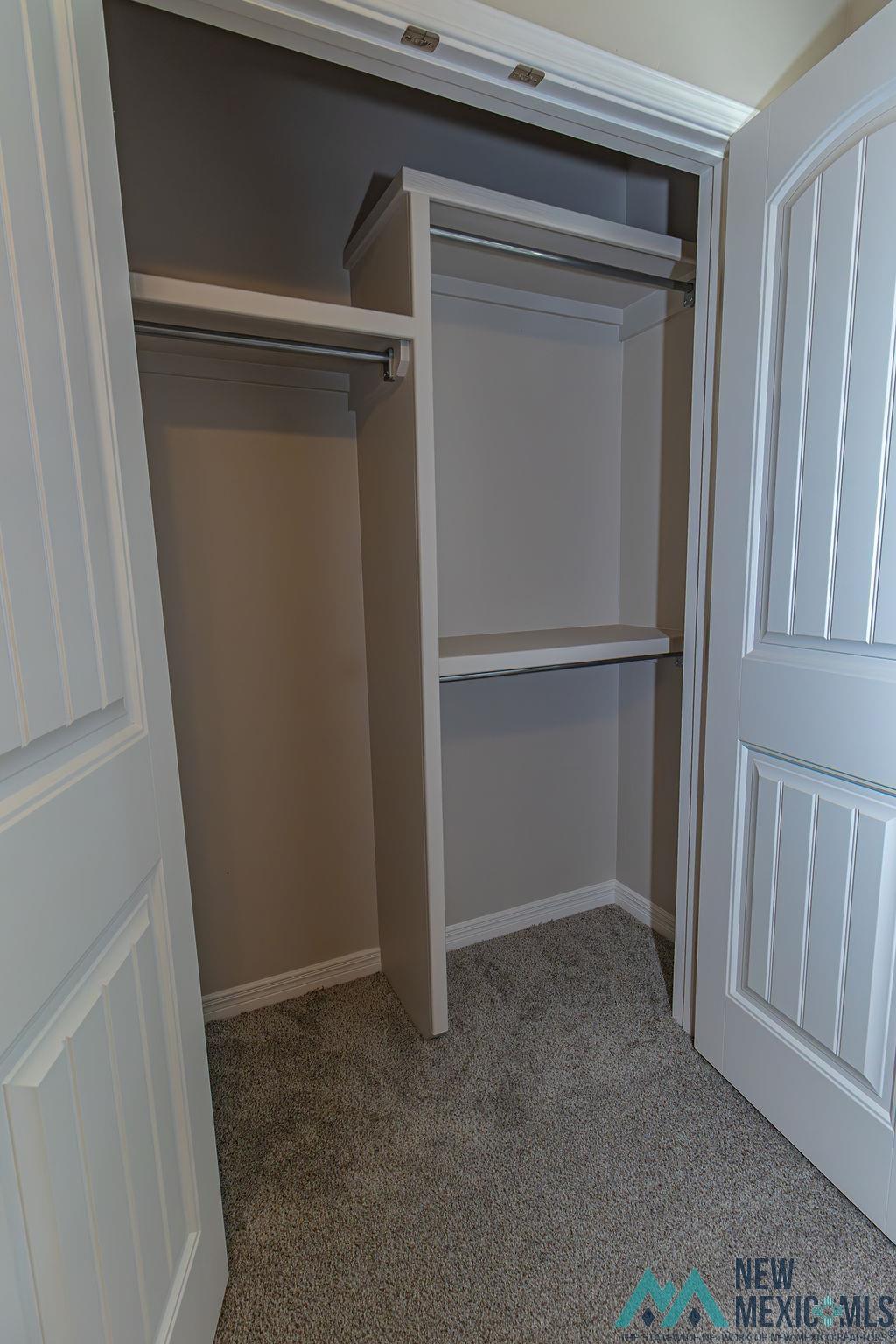 3816 Honeysuckle Drive, Carlsbad, Texas image 34