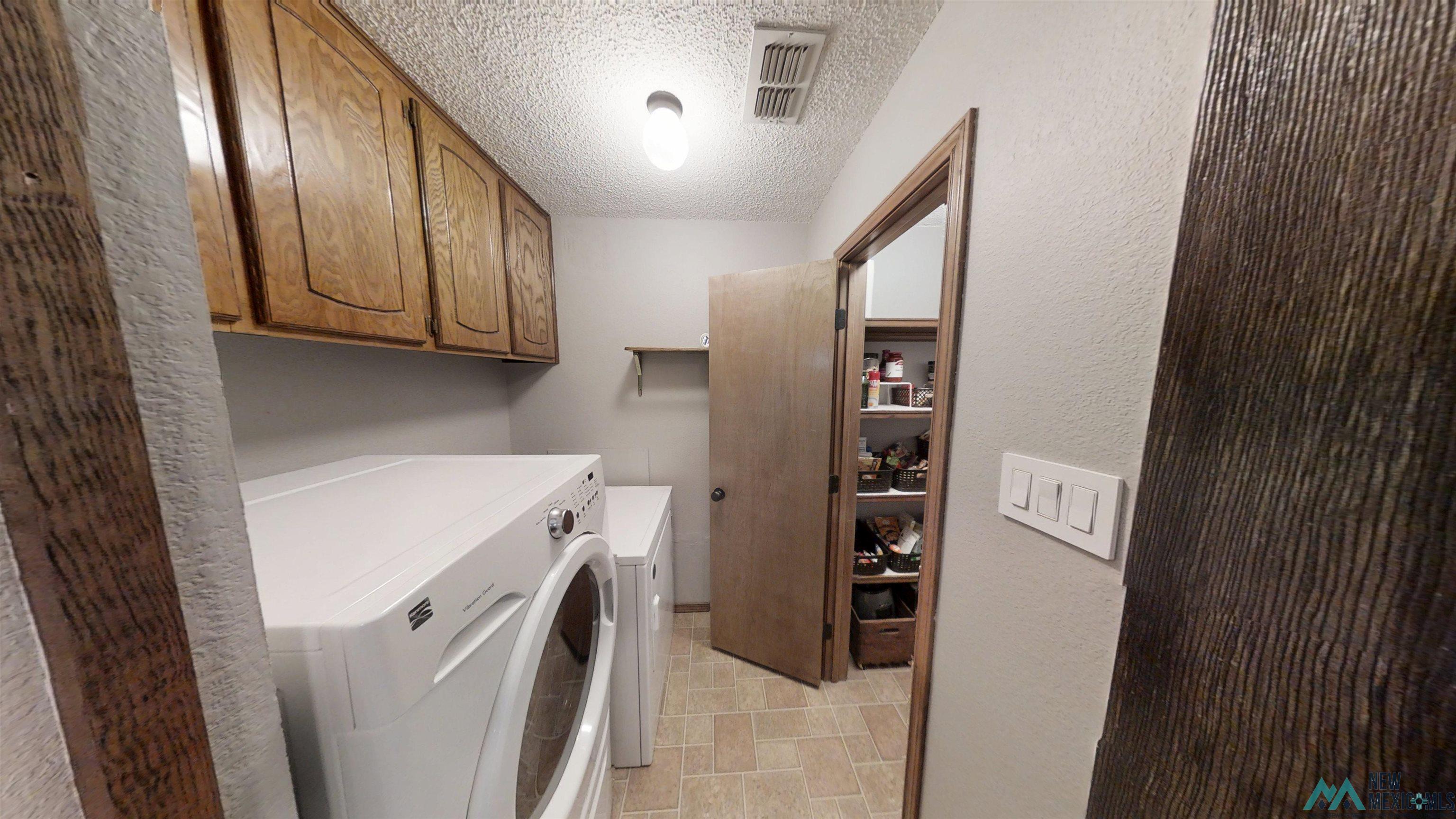 2608 Hammond Drive, Clovis, Texas image 11