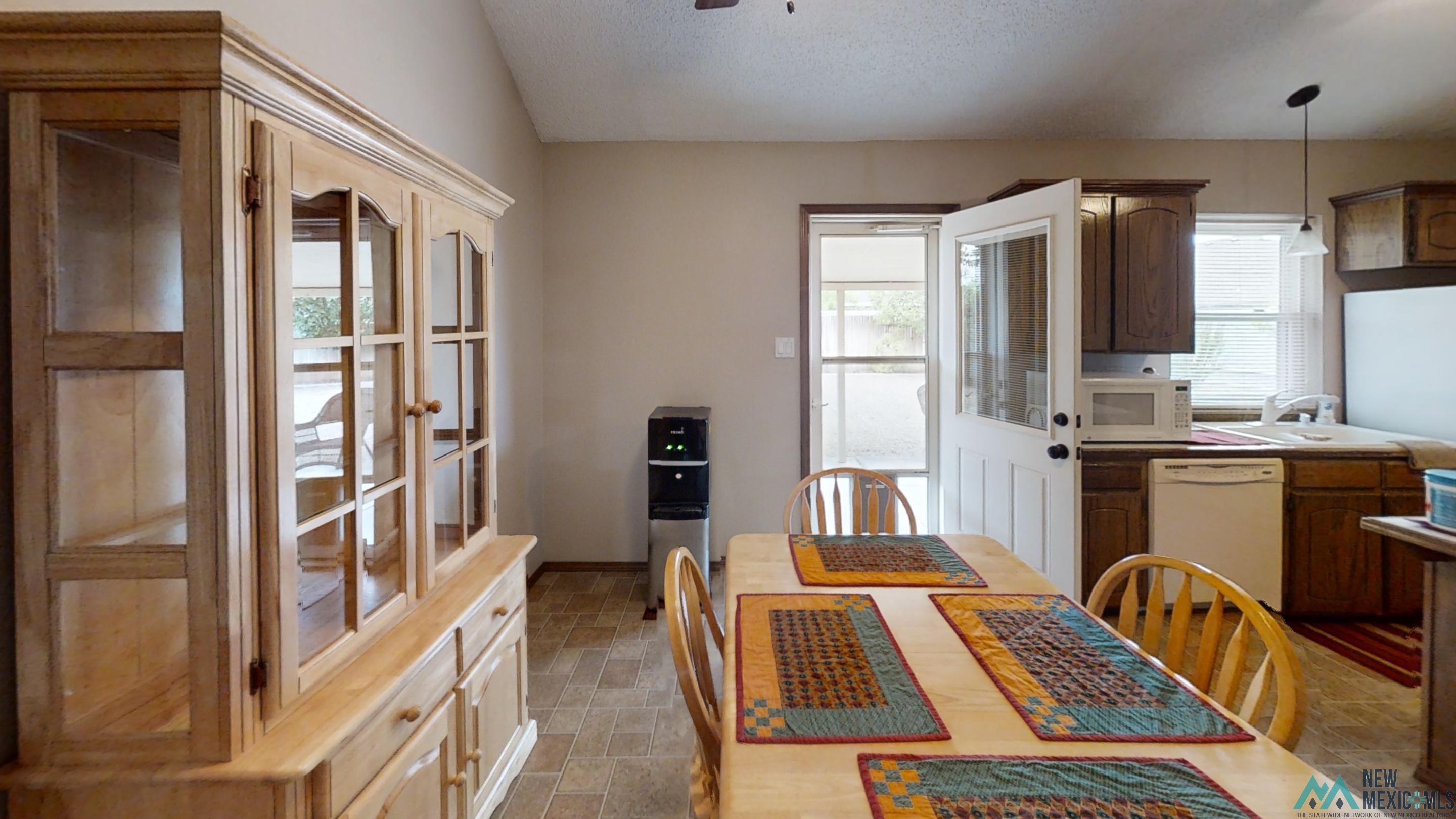 2608 Hammond Drive, Clovis, Texas image 10