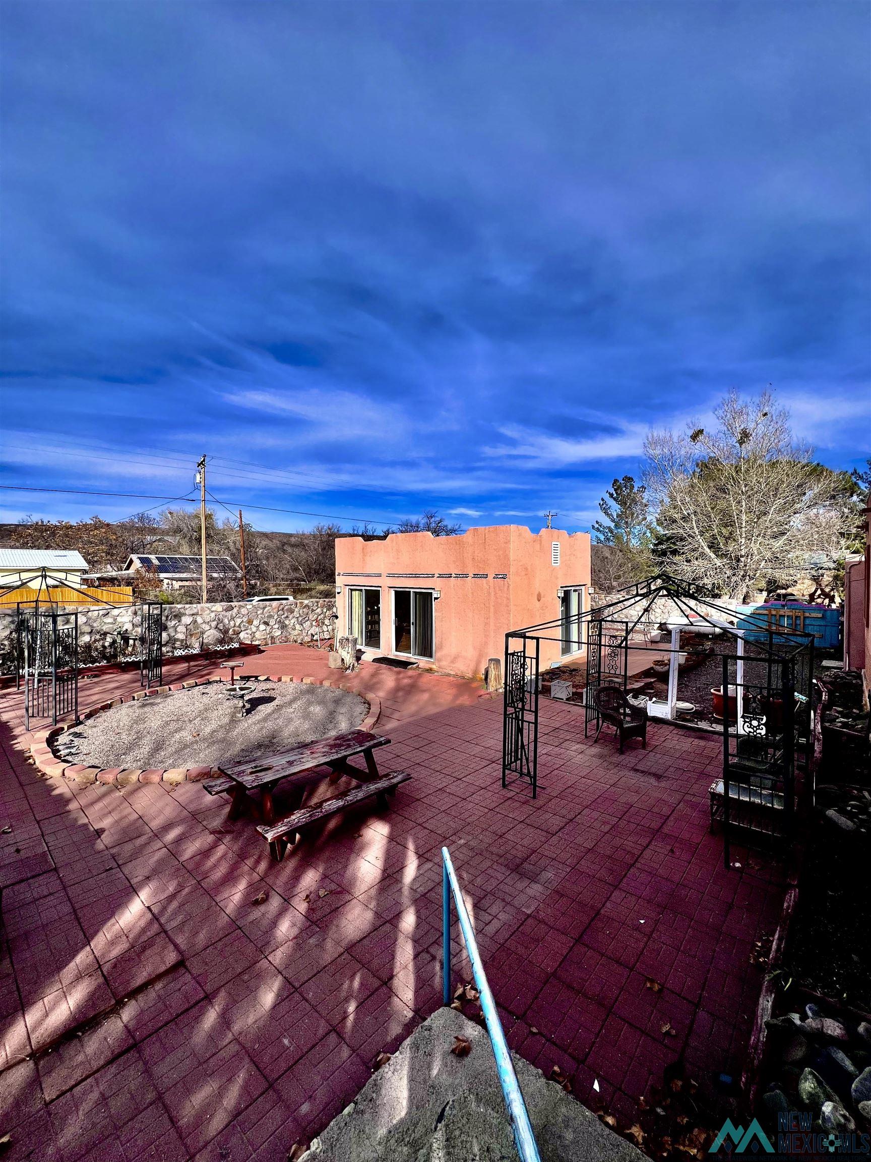 426 Elenora Street, Hillsboro, New Mexico image 2