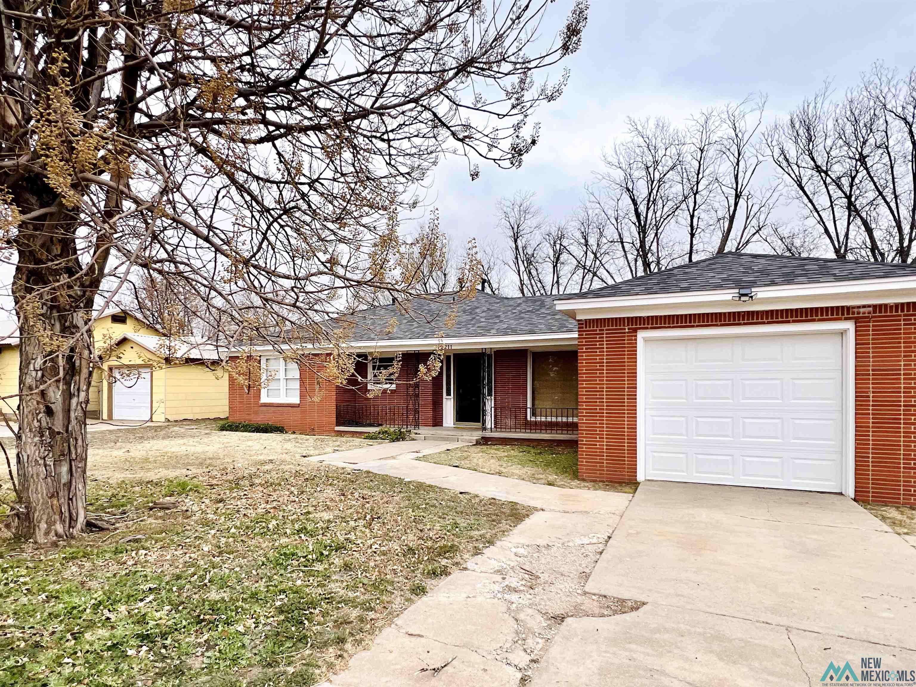 2211 Gidding Street, Clovis, New Mexico image 1
