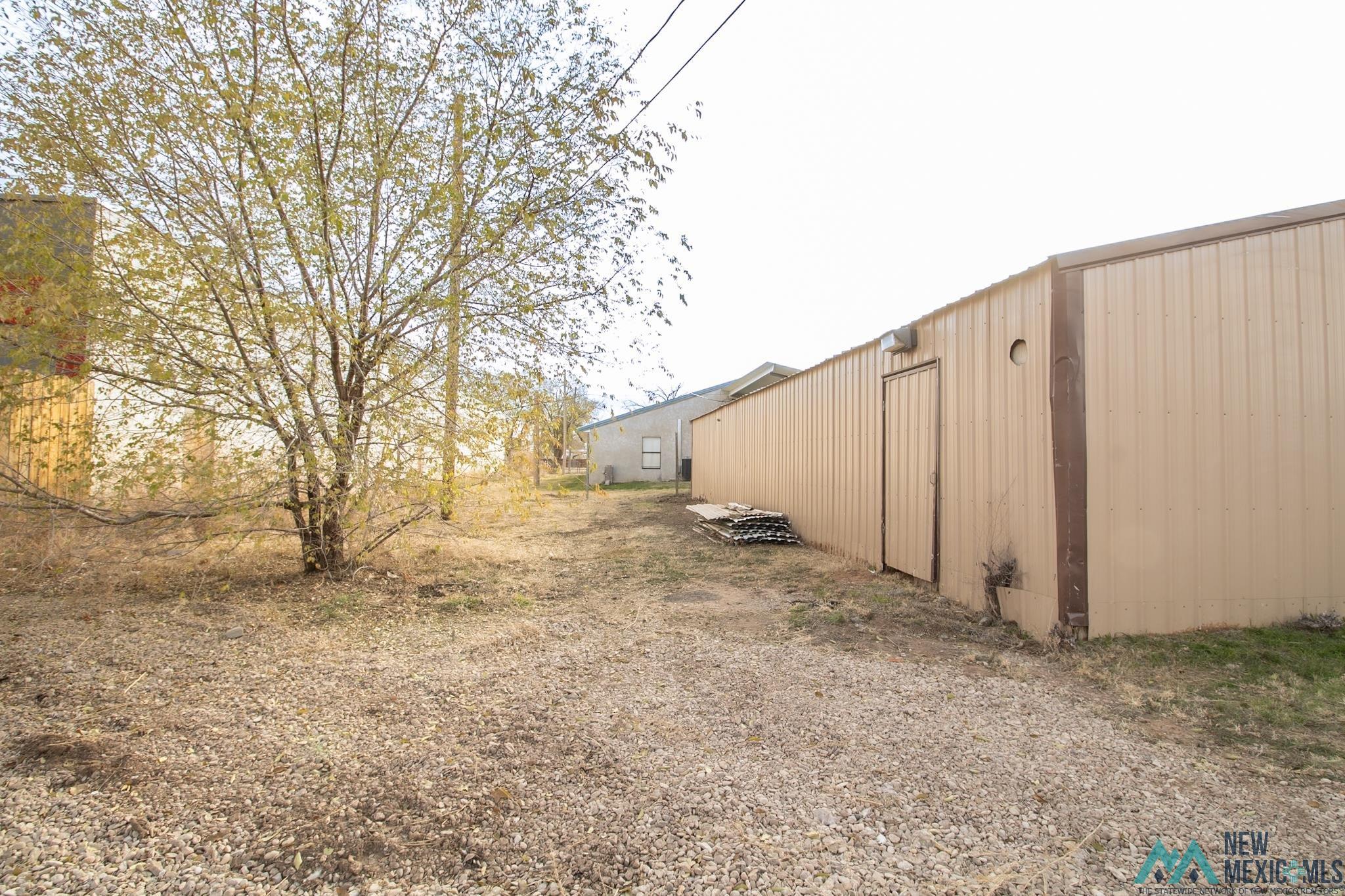 1815 S Ave J Place, Portales, Texas image 32