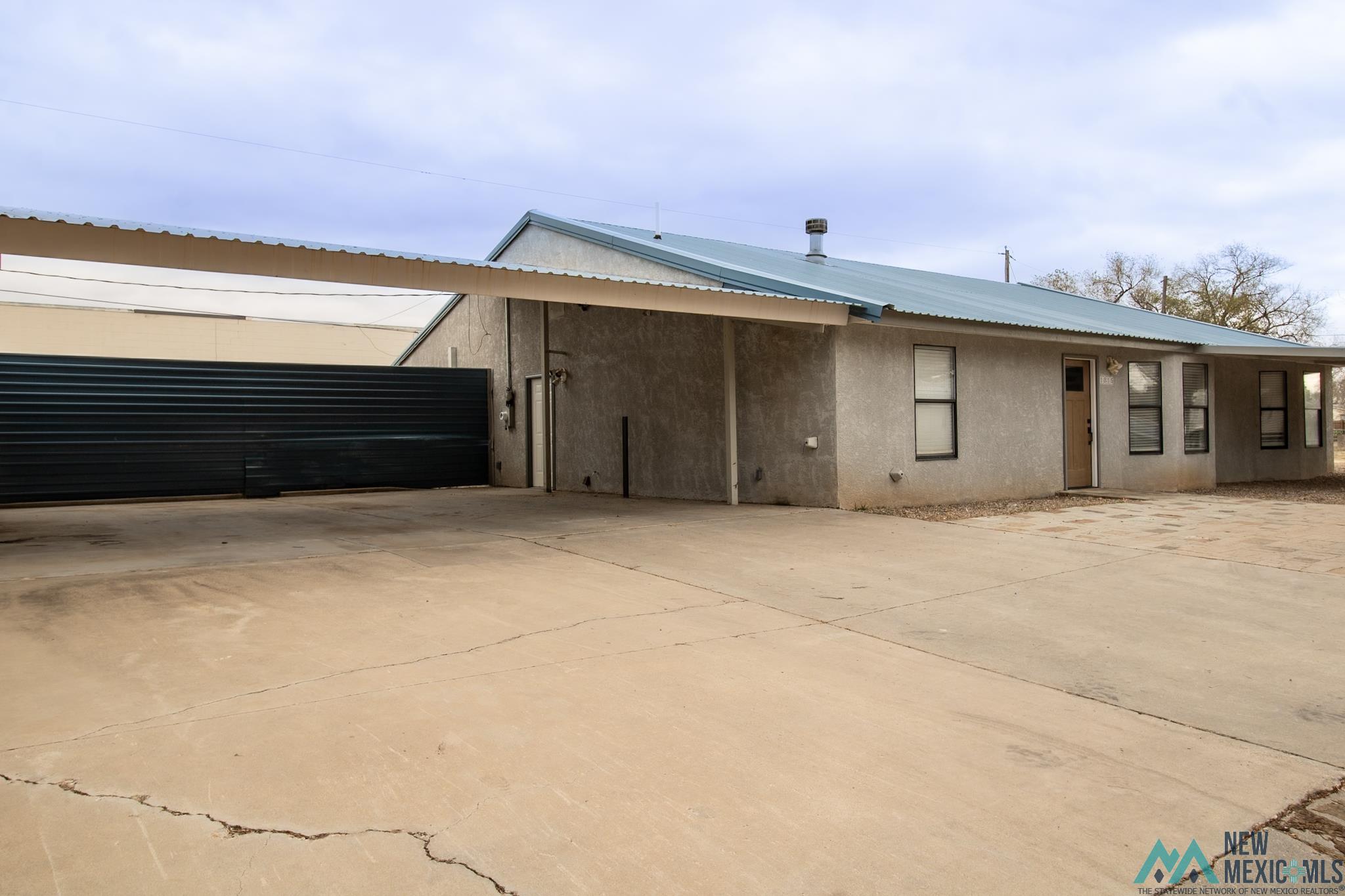 1815 S Ave J Place, Portales, Texas image 36