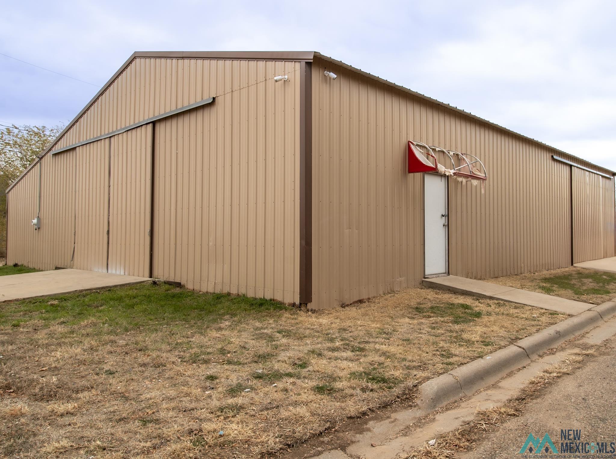 1815 S Ave J Place, Portales, Texas image 37