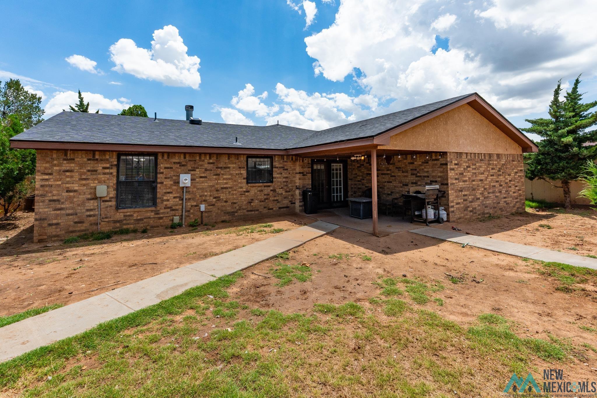 Portales, New Mexico 88130, United States, 3 Bedrooms Bedrooms, ,2 BathroomsBathrooms,Residential,Active,160835