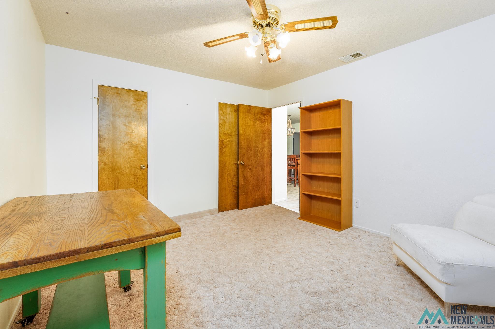 Portales, New Mexico 88130, United States, 3 Bedrooms Bedrooms, ,2 BathroomsBathrooms,Residential,Active,160835