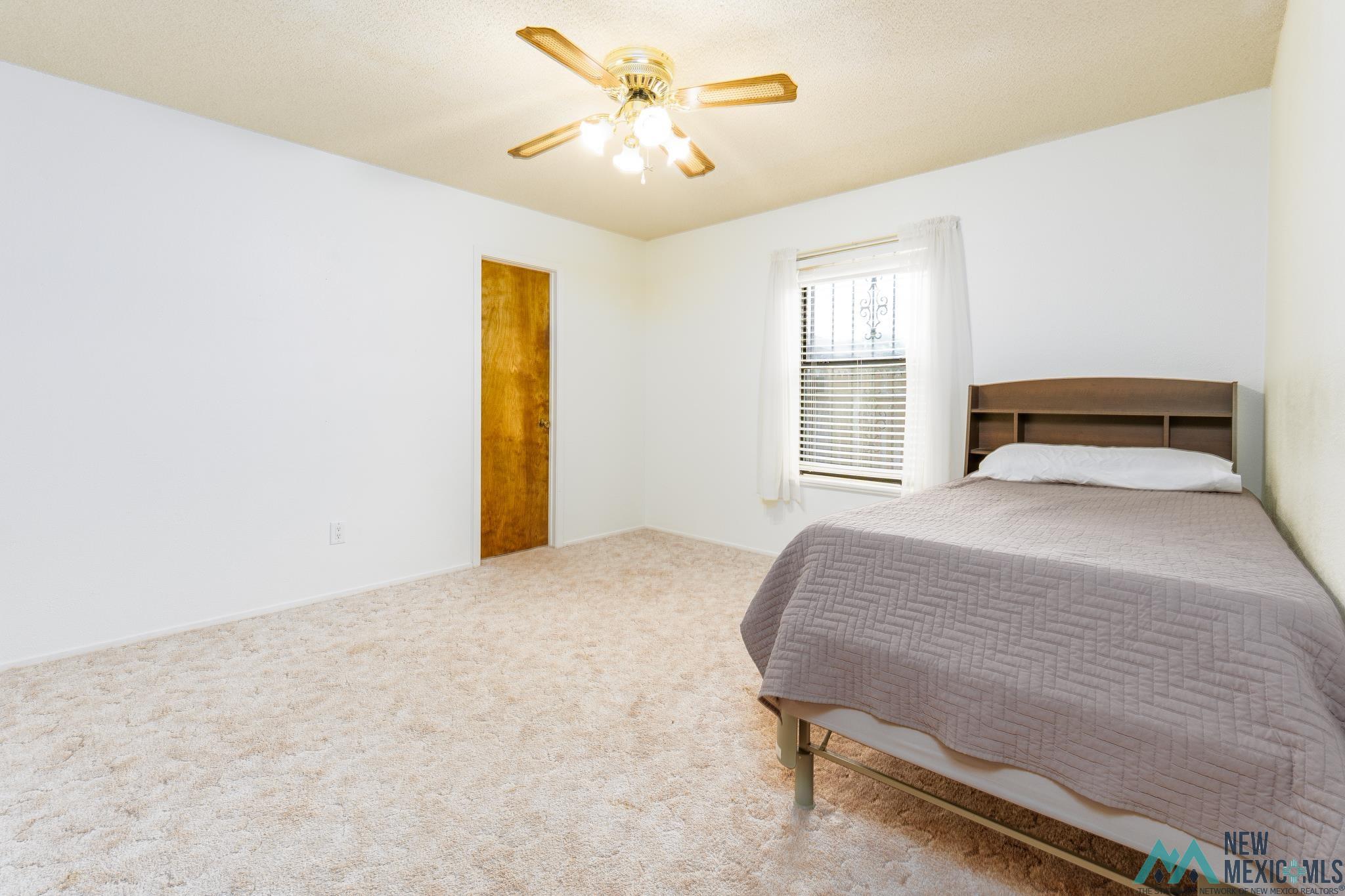 Portales, New Mexico 88130, United States, 3 Bedrooms Bedrooms, ,2 BathroomsBathrooms,Residential,Active,160835