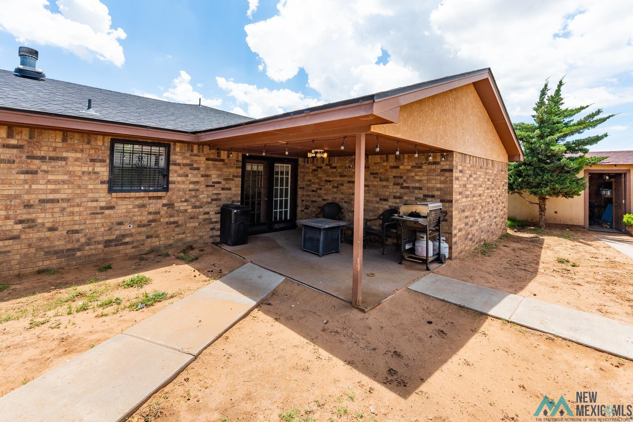 Portales, New Mexico 88130, United States, 3 Bedrooms Bedrooms, ,2 BathroomsBathrooms,Residential,Active,160835