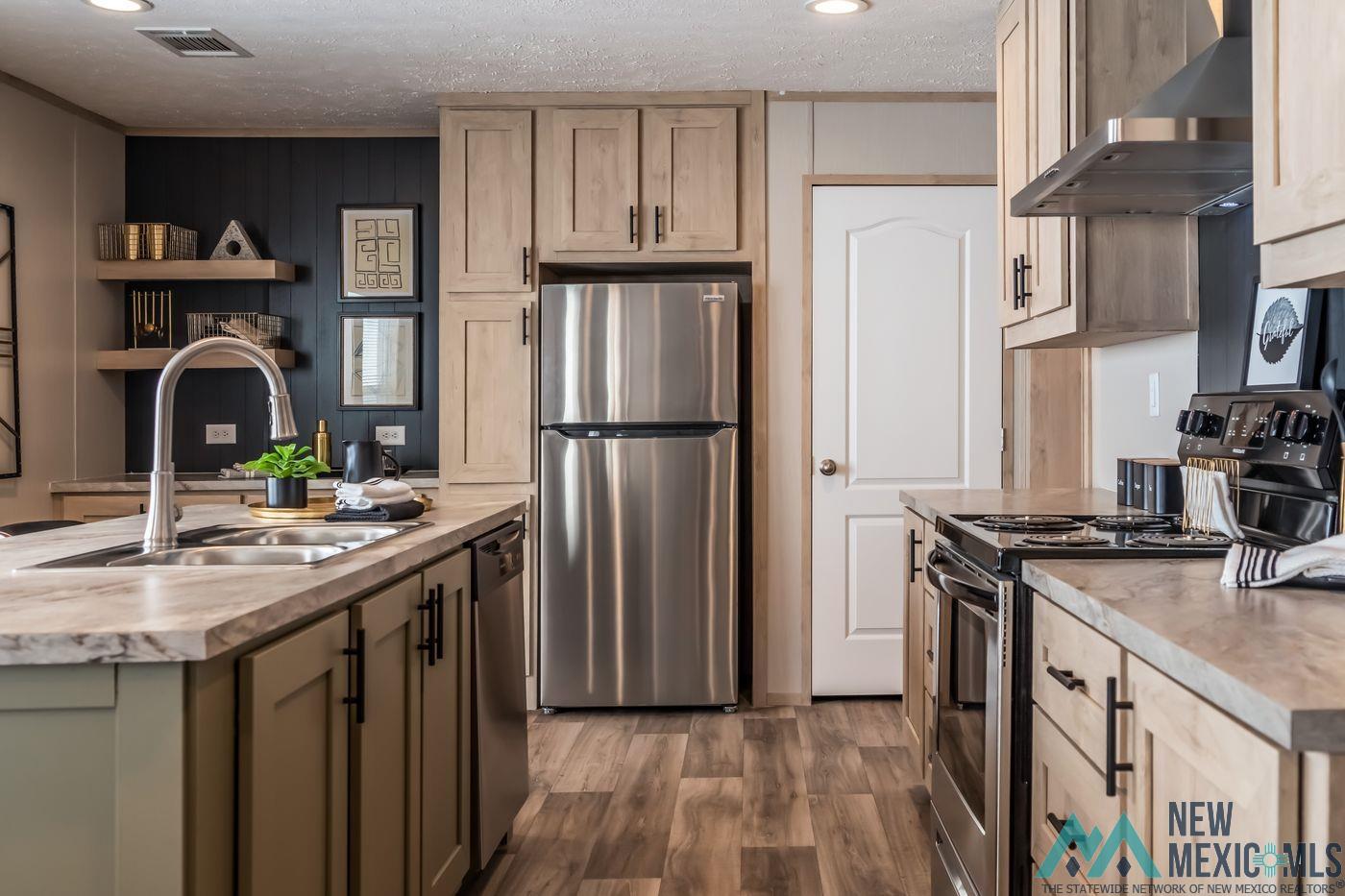 4214 Valencia Street, Carlsbad, New Mexico image 4