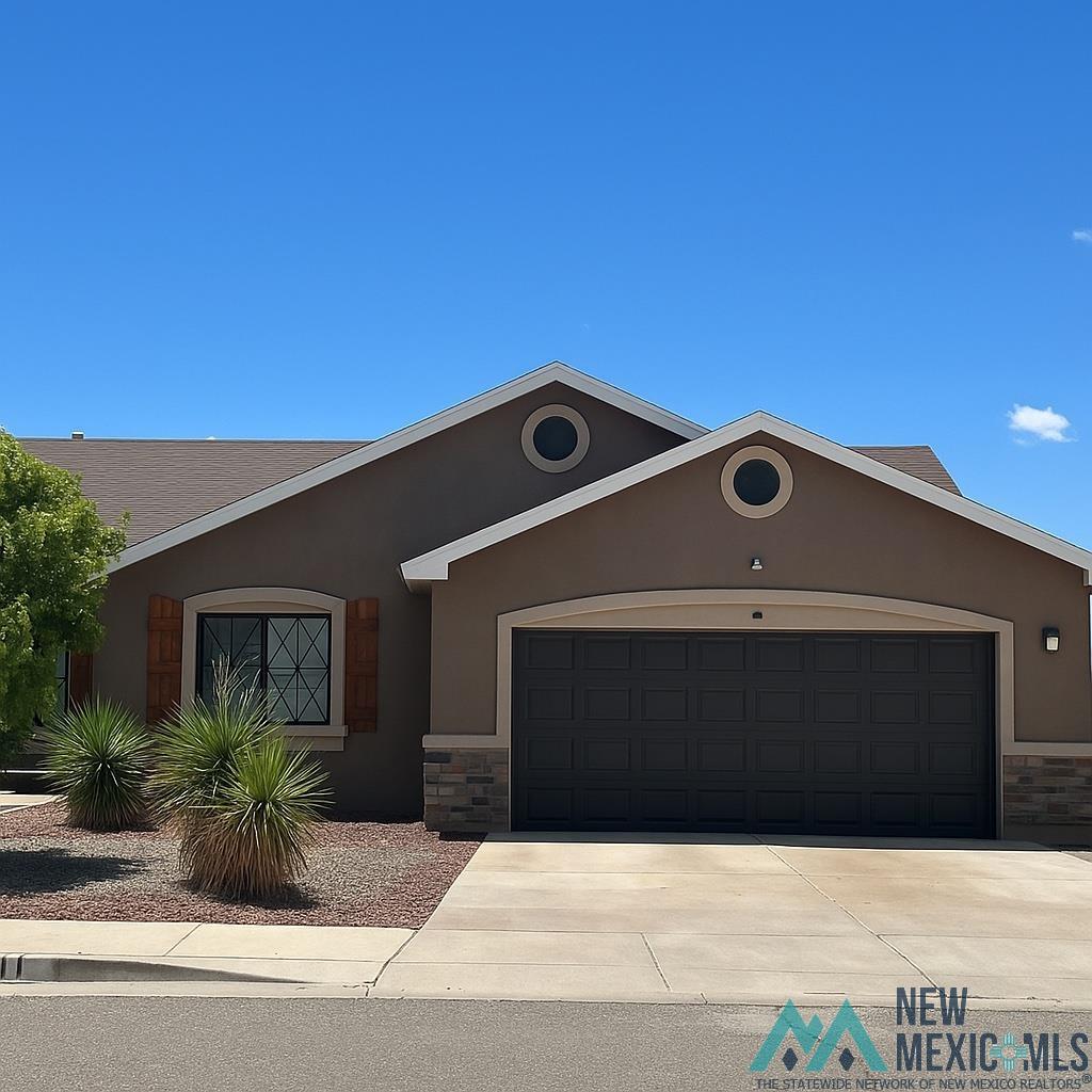 1511 Lolita Court, Artesia, Texas image 1