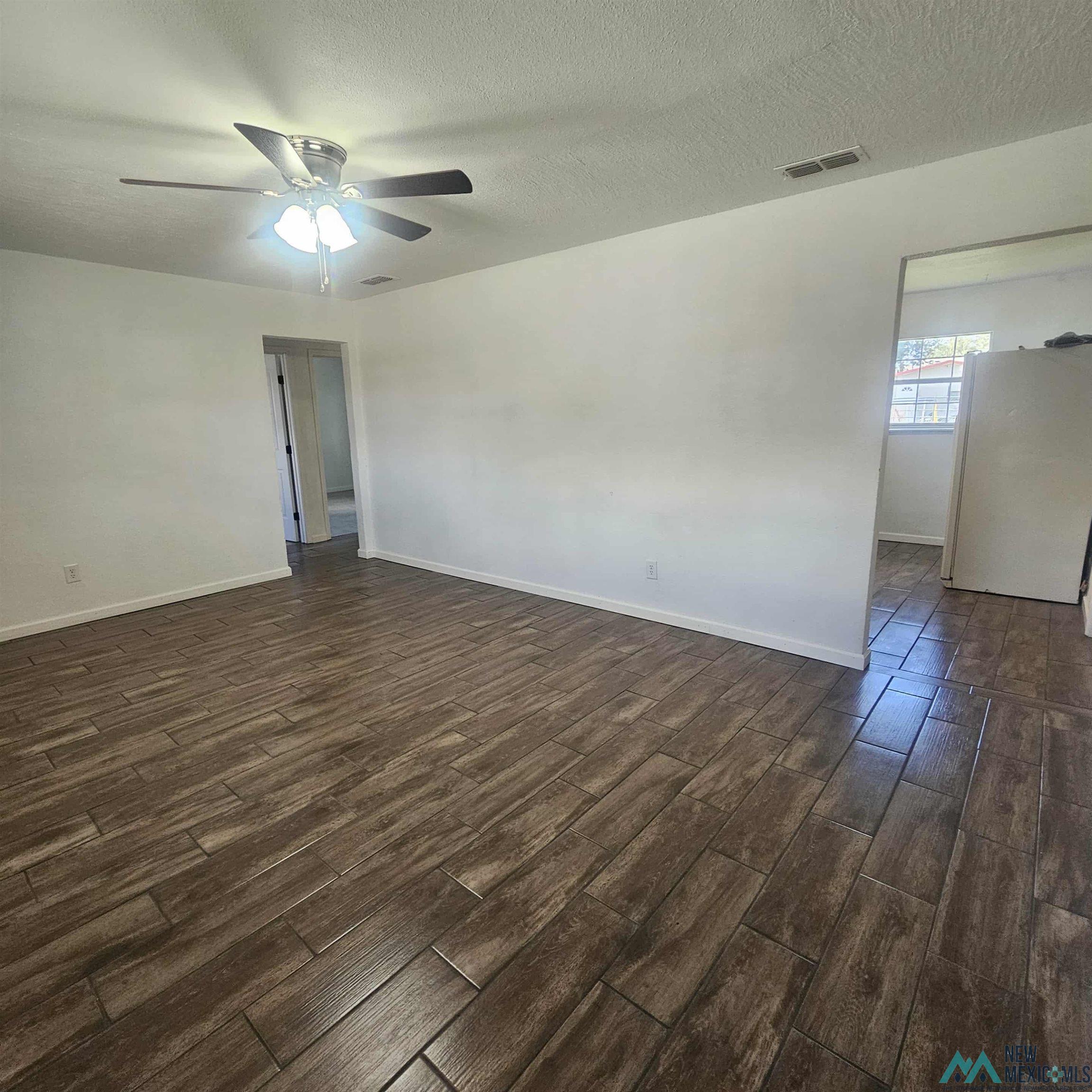 Clovis, New Mexico 88101, United States, 3 Bedrooms Bedrooms, ,1 BathroomBathrooms,Residential,Active,234467