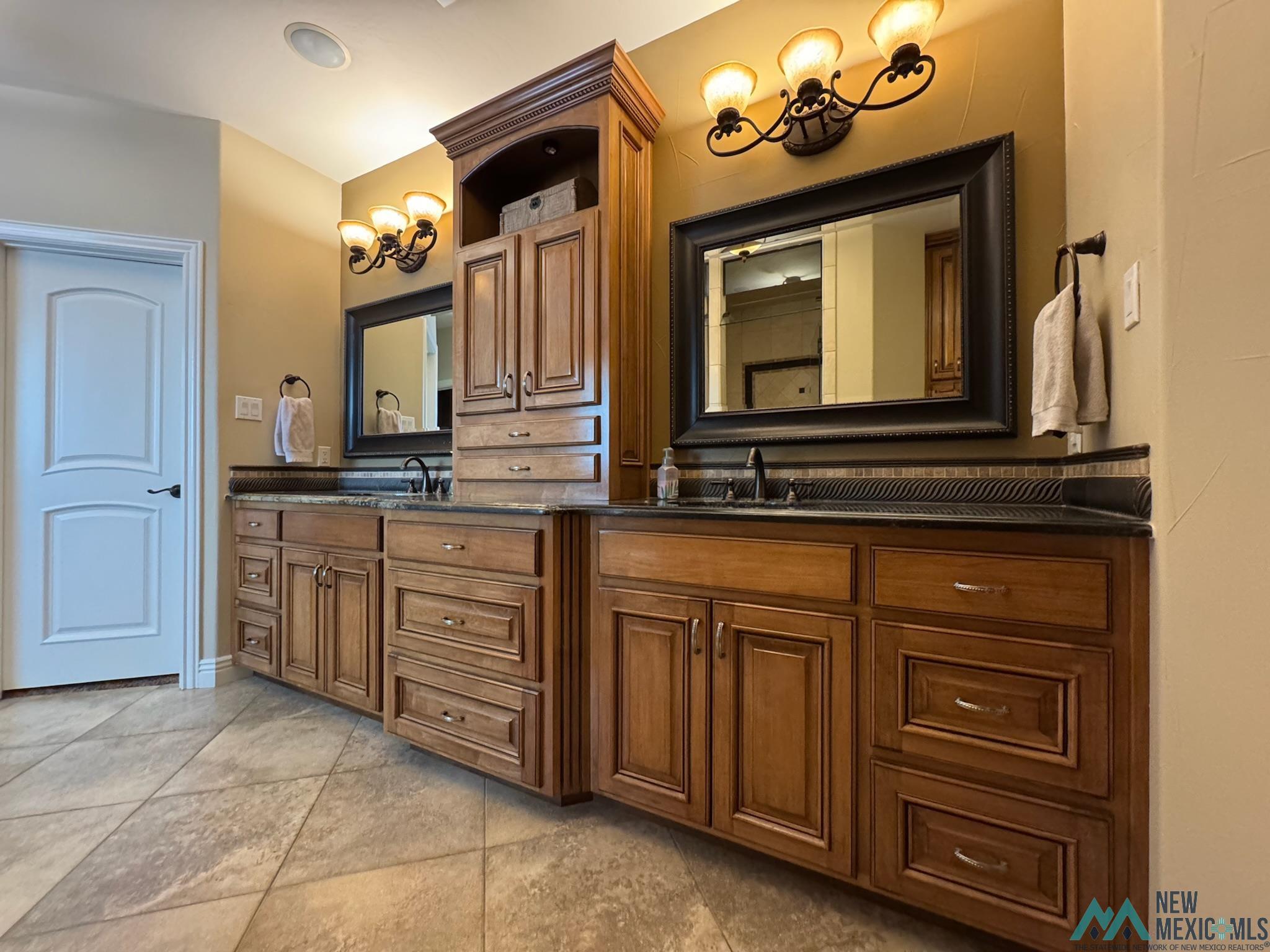 45 East Sky Loop, Roswell, Texas image 22