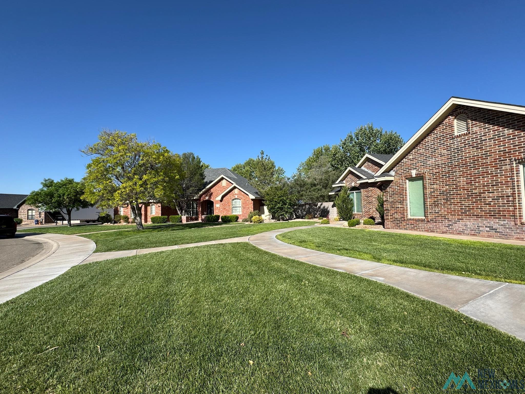 45 East Sky Loop, Roswell, Texas image 3