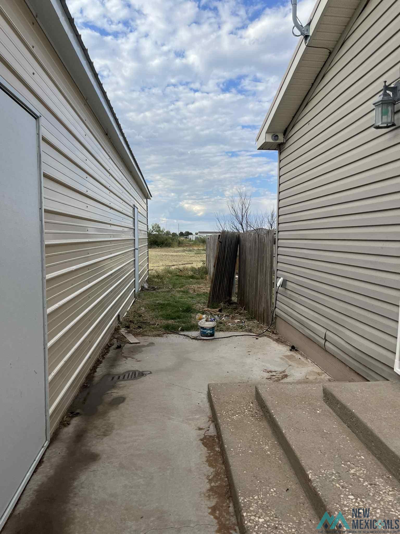 Hobbs, New Mexico 88242, United States, 4 Bedrooms Bedrooms, ,2 BathroomsBathrooms,Residential,Active,200807