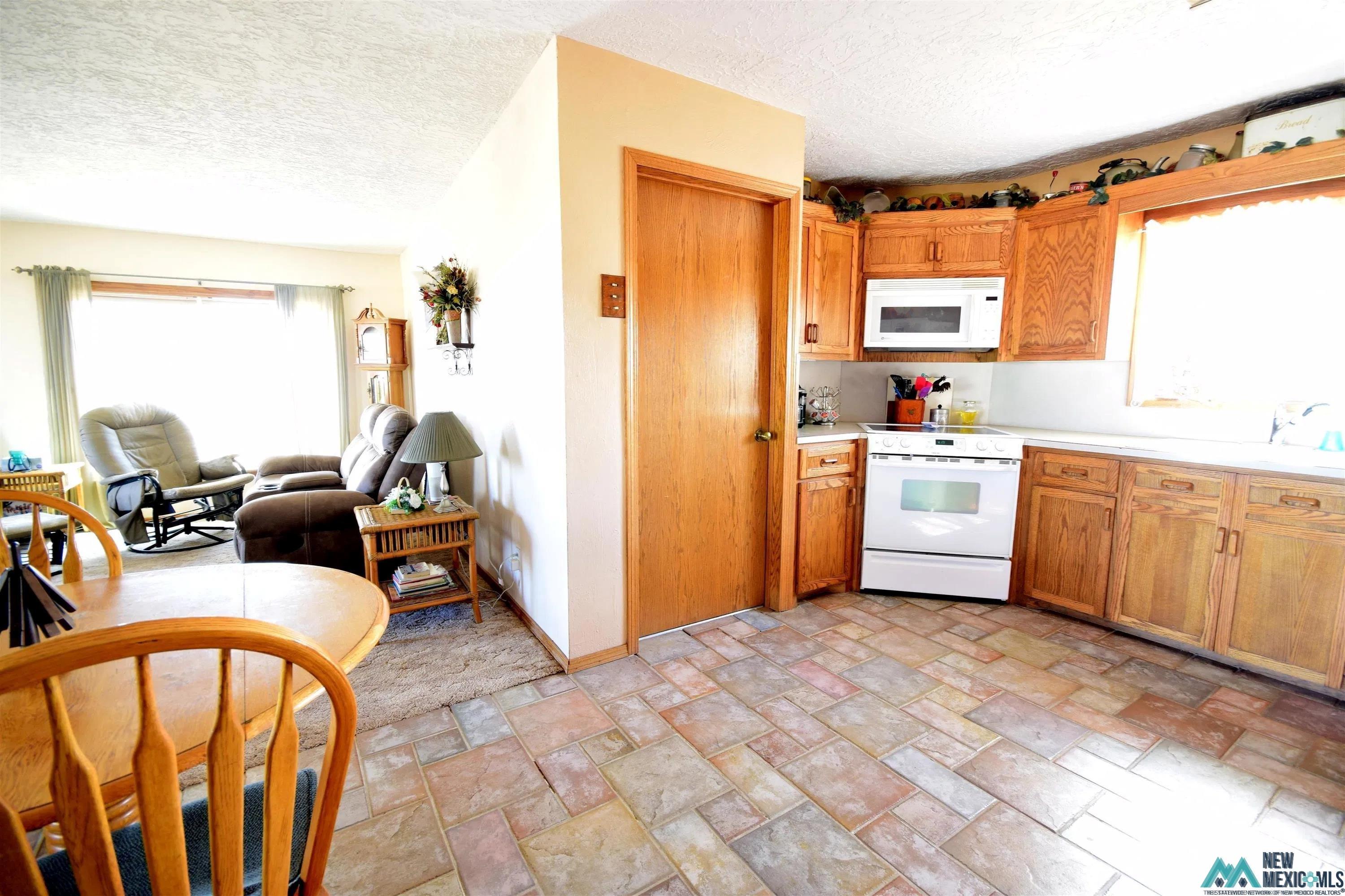 56 N Roosevelt Road Ad, Portales, Texas image 4