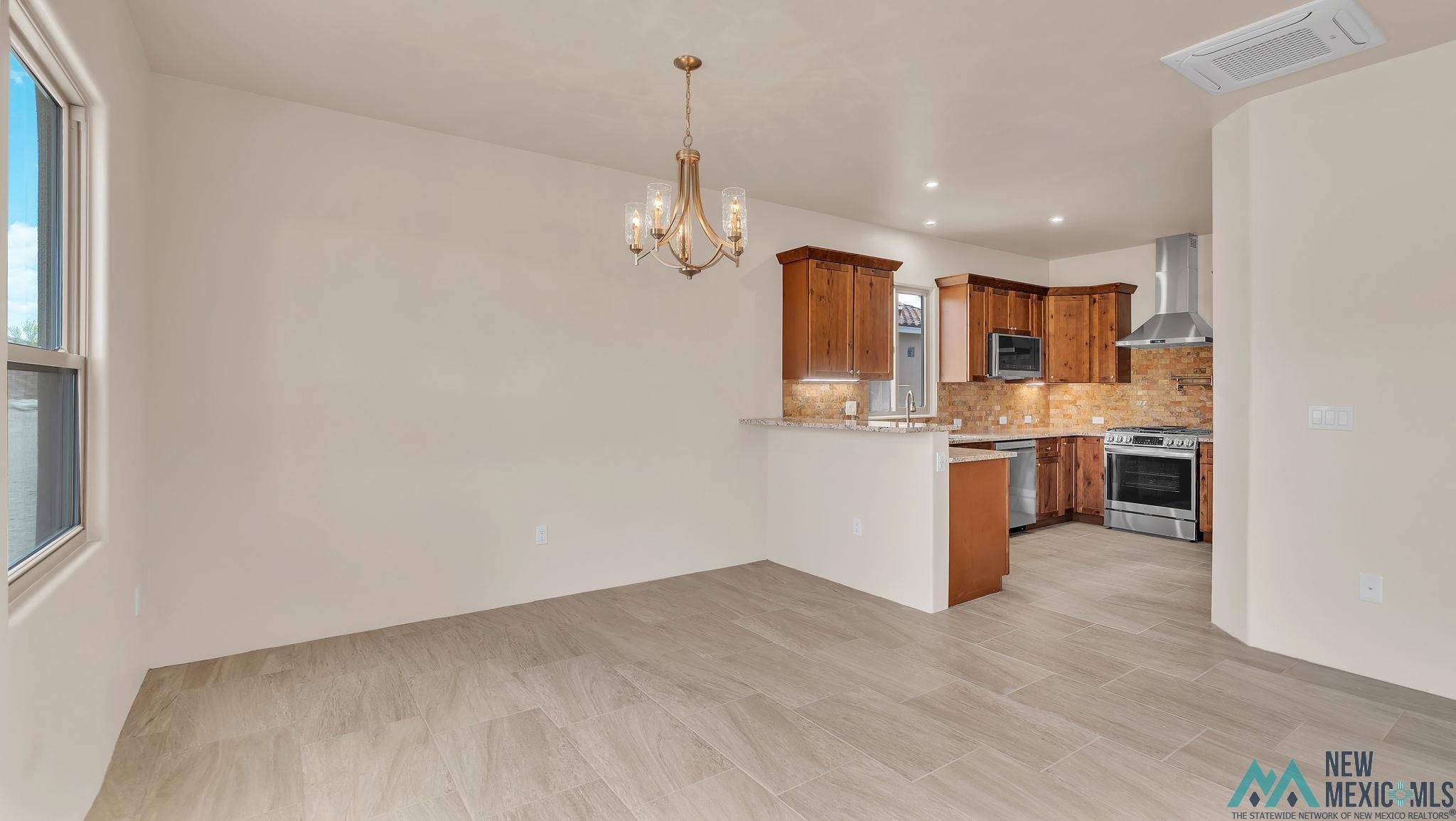 107 Las Cruces Drive, Elephant Butte, Texas image 17