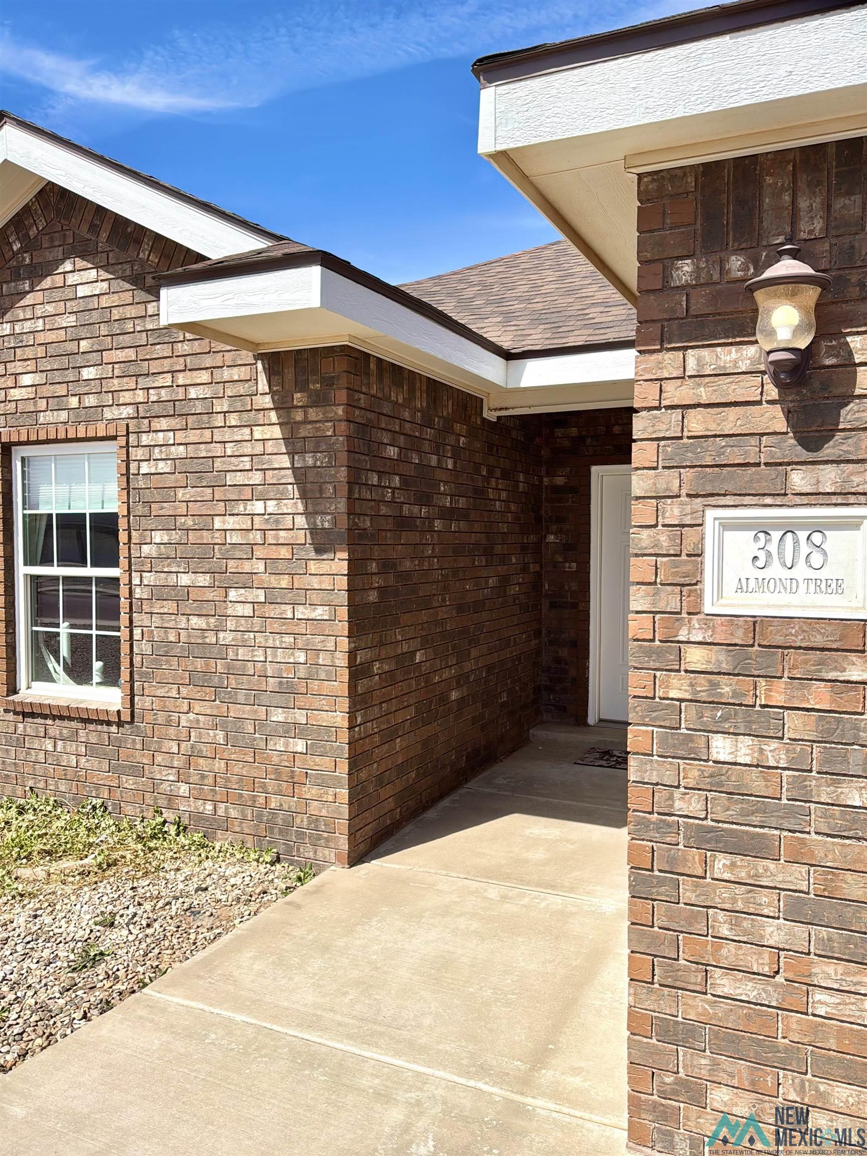 308 Almond Tree Lane, Clovis, Texas image 4