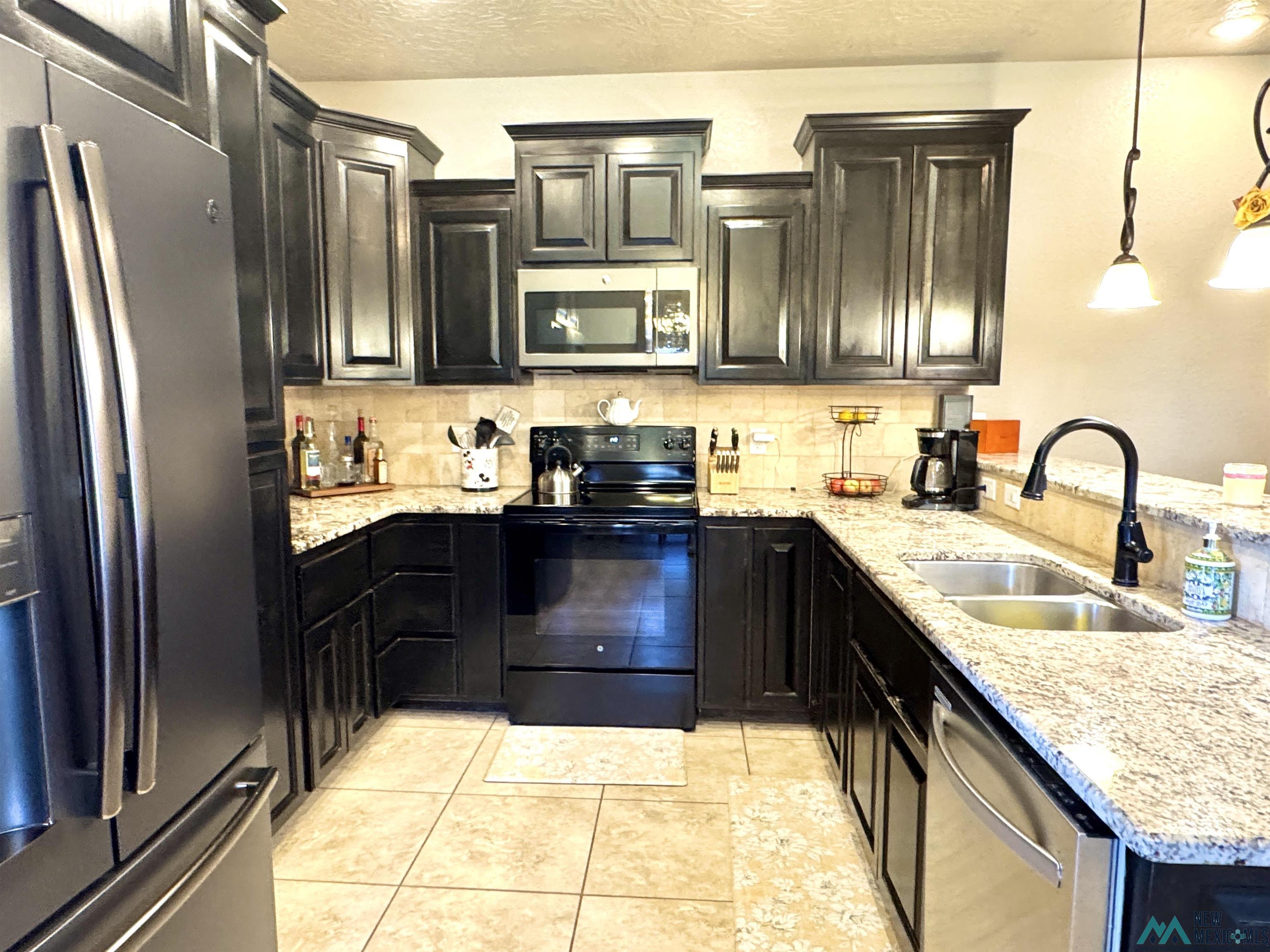 308 Almond Tree Lane, Clovis, Texas image 15