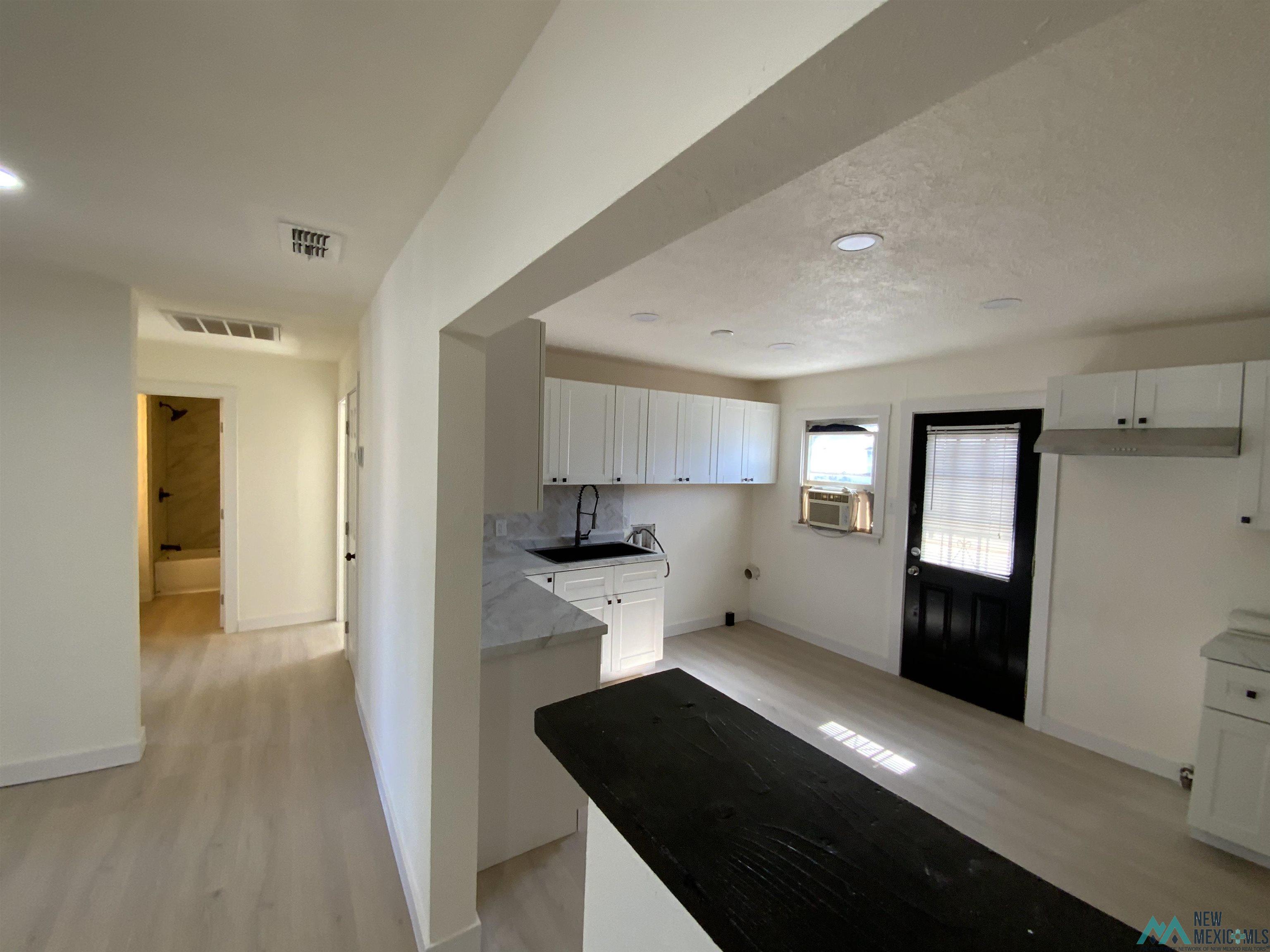 Roswell, New Mexico 88203, United States, 2 Bedrooms Bedrooms, ,1 BathroomBathrooms,Residential,Active,240246