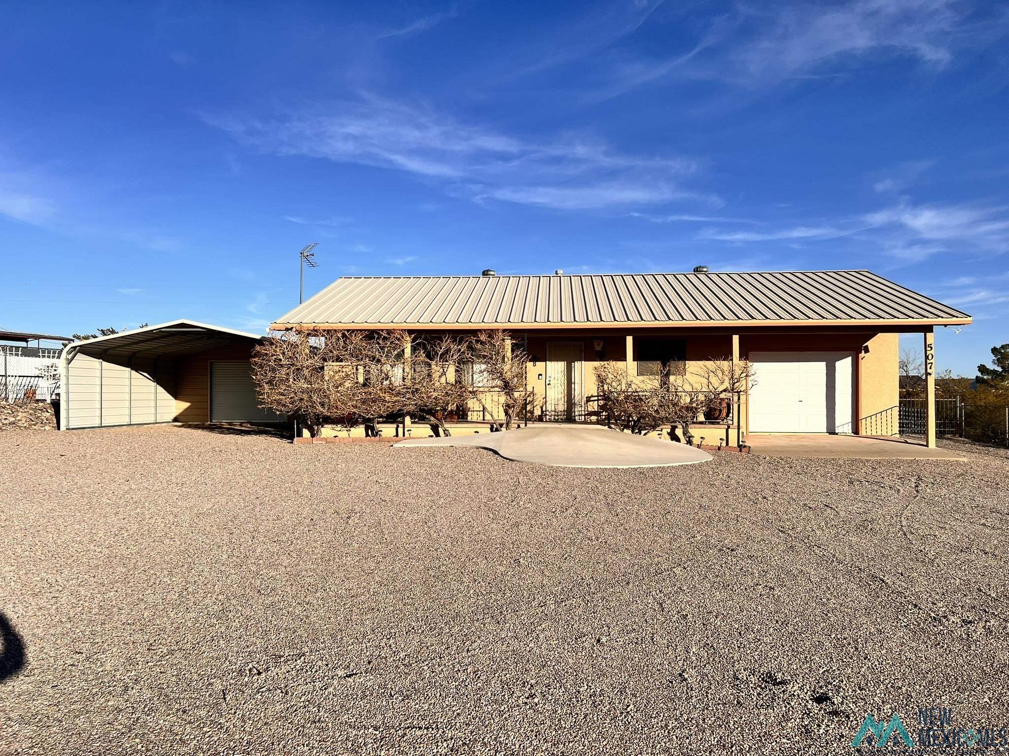 507 Erie Avenue, Elephant Butte, Texas image 1