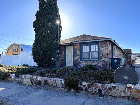 Homes For Sale - 625 Daniels Street<br/> Truth Or Consequences, NM 87901