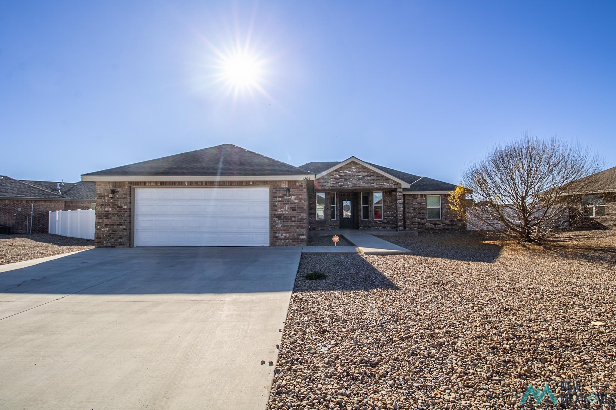 1204 Oakwood Cir, Portales, Texas image 1