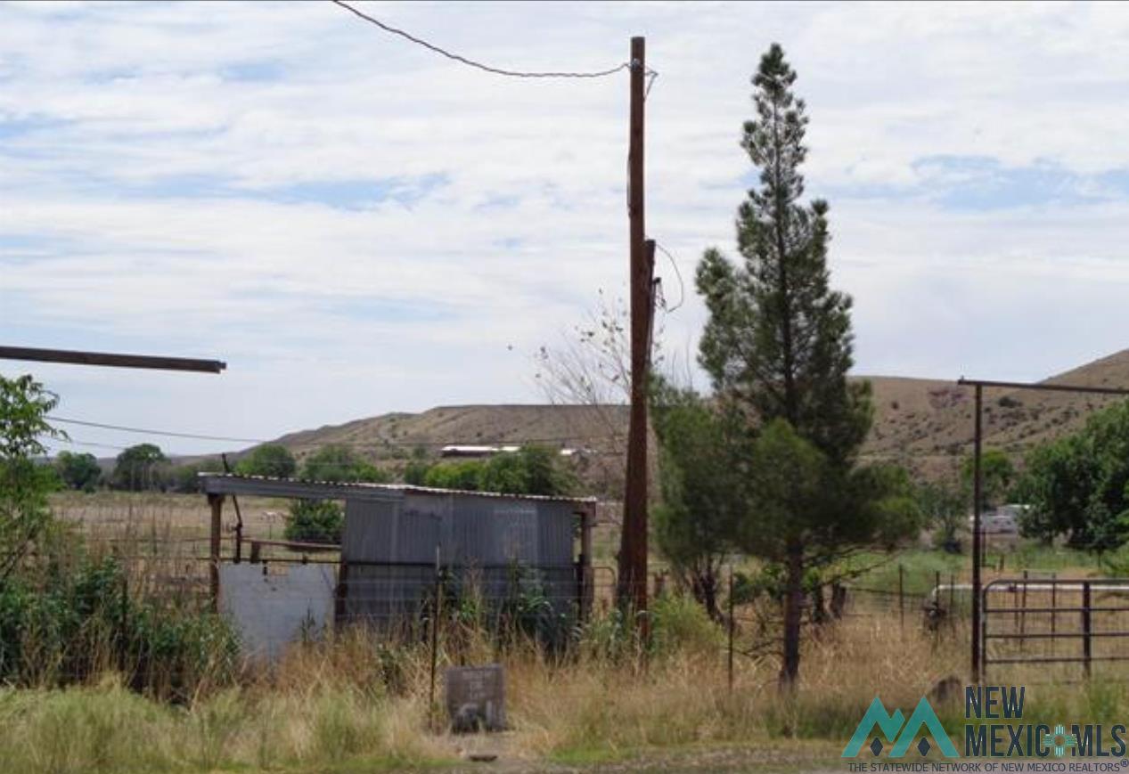 7 Hummingbird Road, Monticello, New Mexico image 2