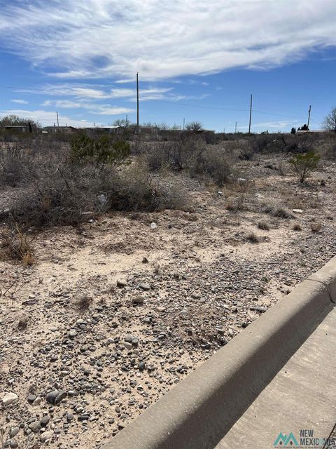 Vacant Land For Sale - 31010305 07 W Grand Avenue<br/> Eddy County, Artesia, NM 88210
