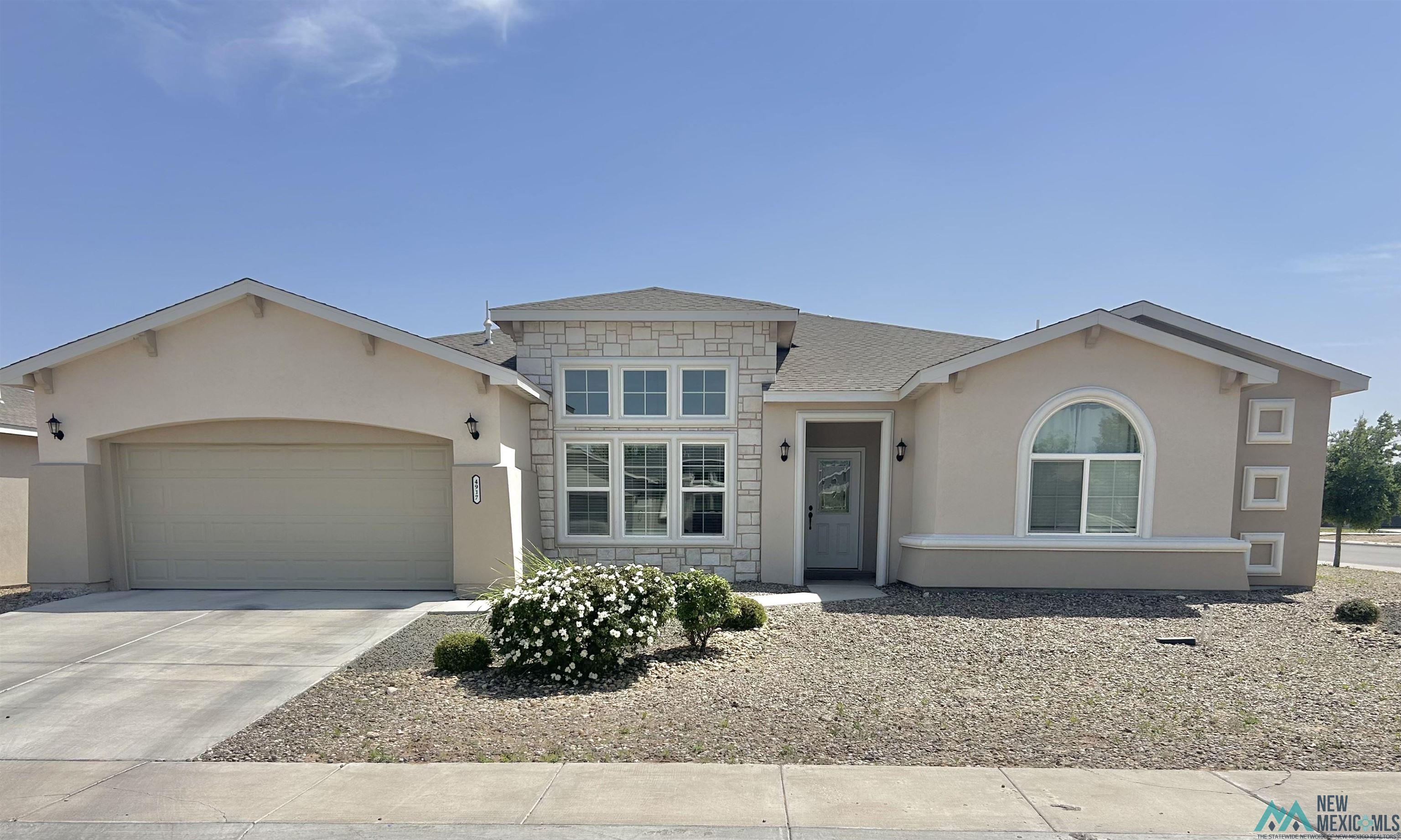 4917 W Longtail Road, Hobbs, Texas image 1