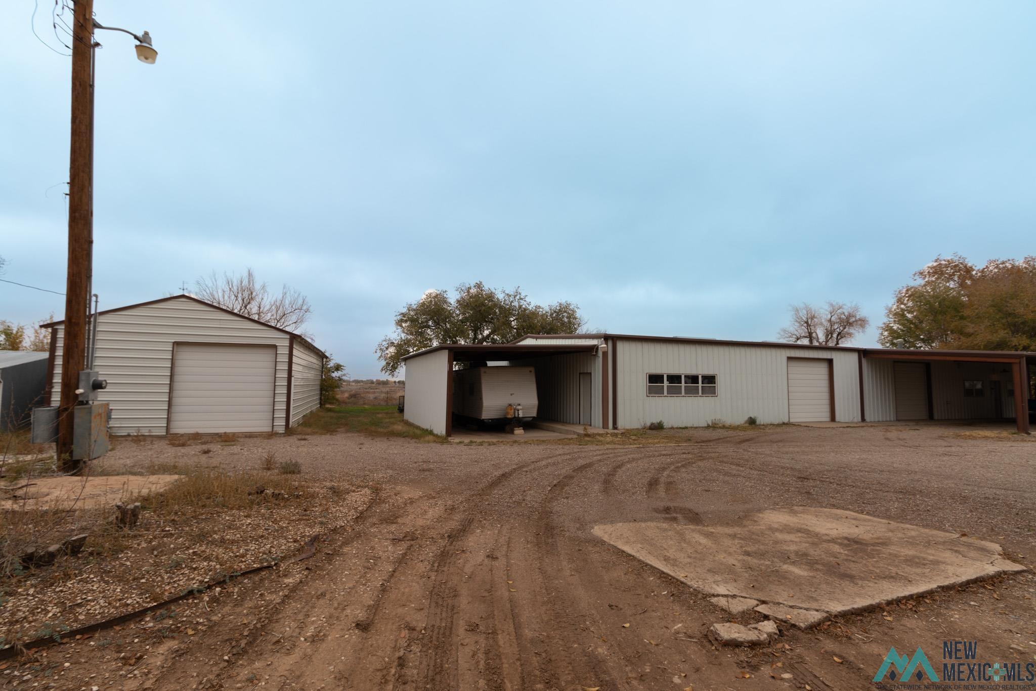 Roswell, New Mexico 88203, United States, 4 Bedrooms Bedrooms, ,5 BathroomsBathrooms,Residential,Active,180758