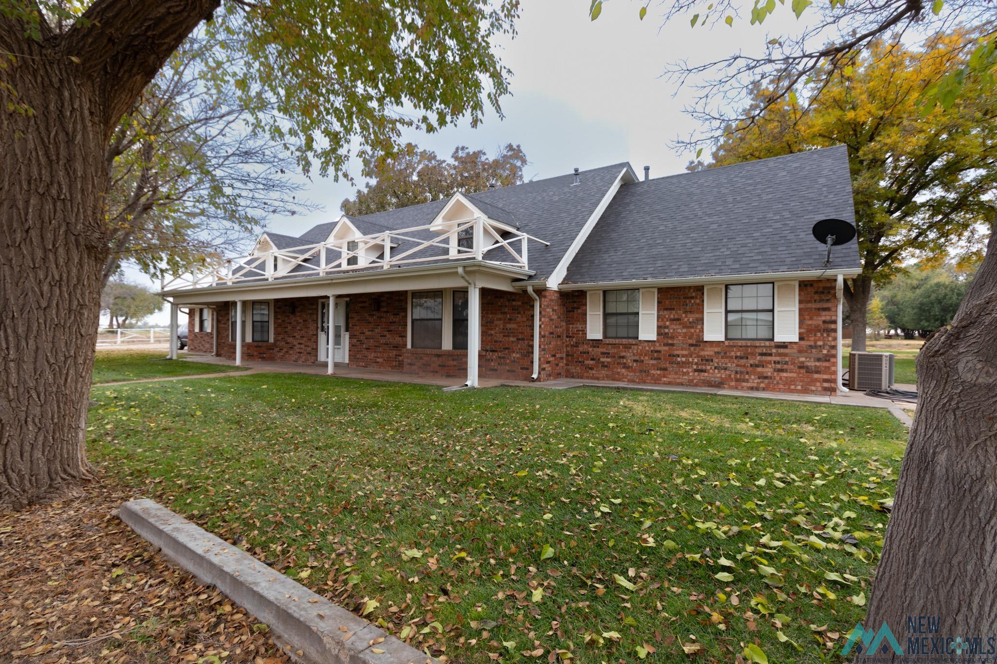 Roswell, New Mexico 88203, United States, 4 Bedrooms Bedrooms, ,5 BathroomsBathrooms,Residential,Active,180758