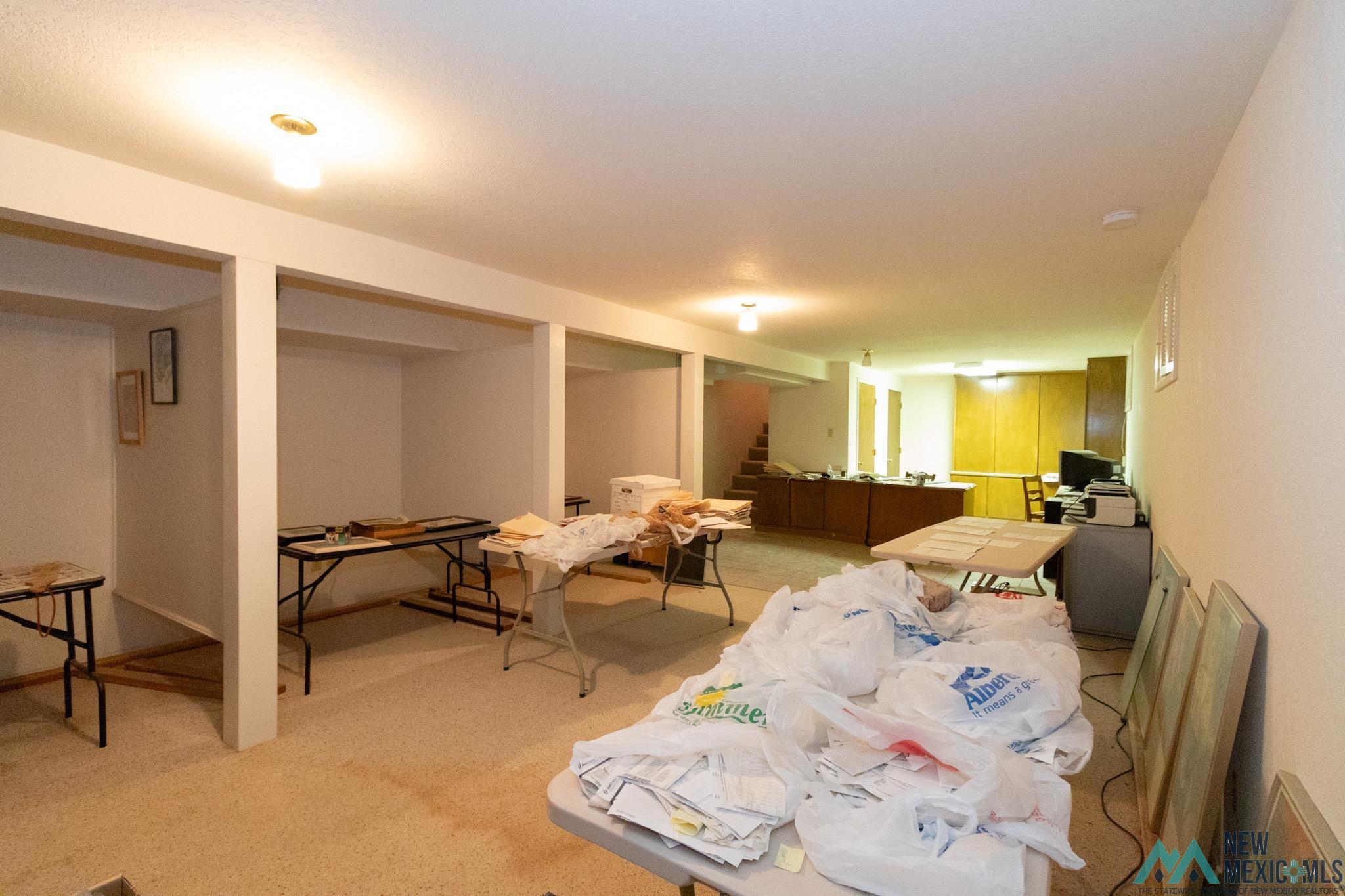 Roswell, New Mexico 88203, United States, 4 Bedrooms Bedrooms, ,5 BathroomsBathrooms,Residential,Active,180758