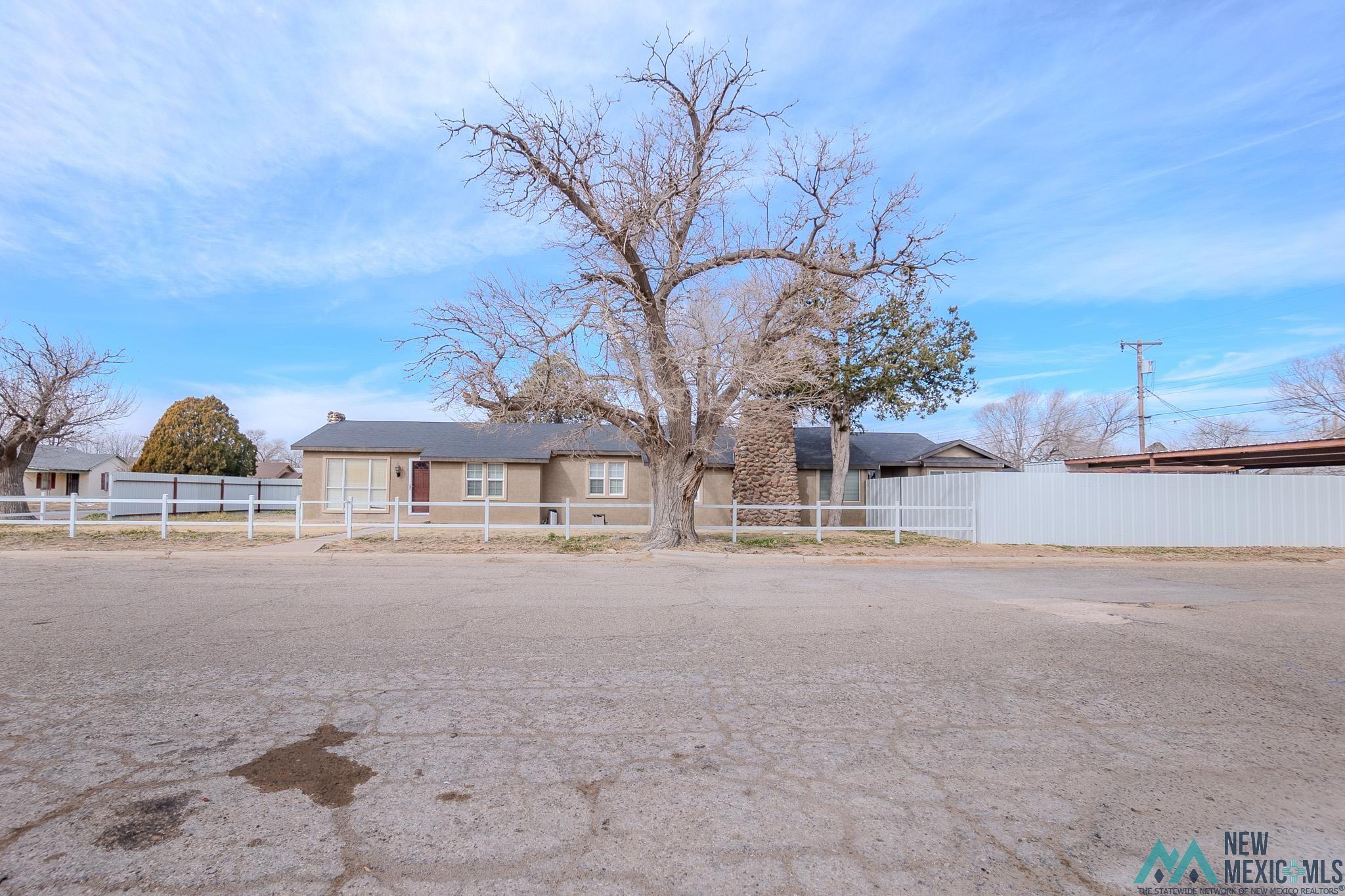 620 W 6th Street, Portales, Texas image 3