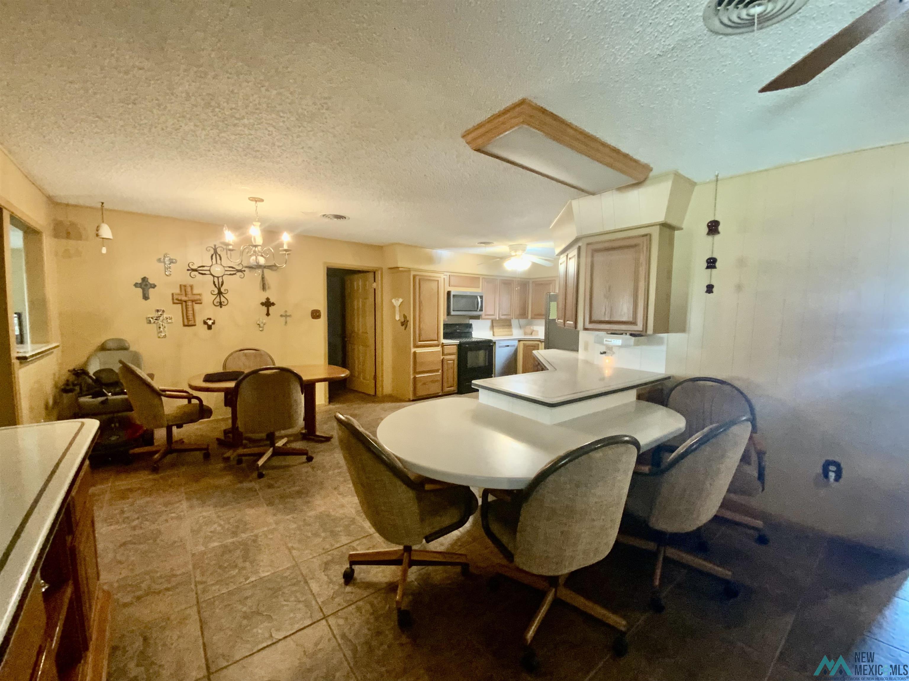 2010 W Avenue D Street, Lovington, Texas image 9