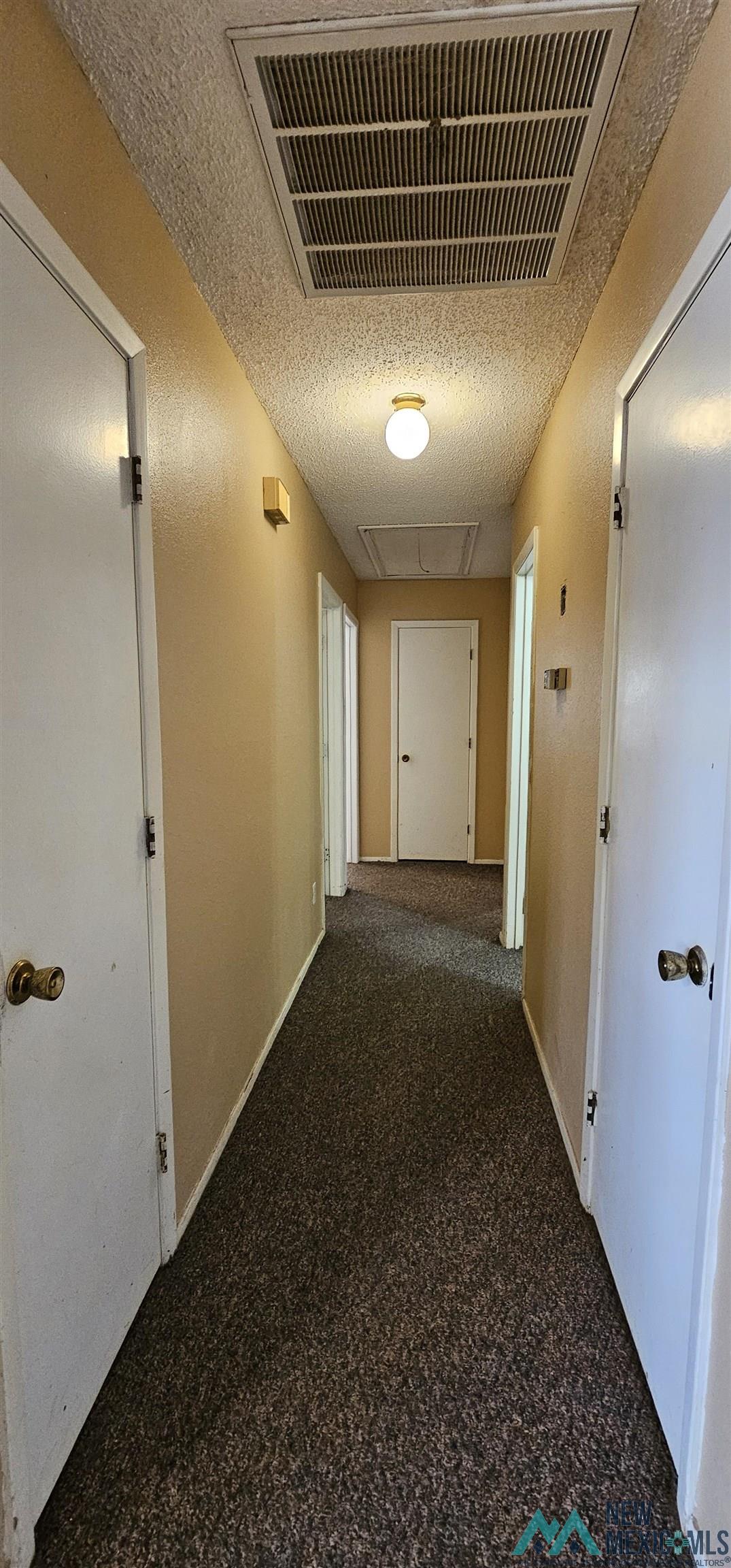 Portales, New Mexico 88130, United States, 3 Bedrooms Bedrooms, ,2 BathroomsBathrooms,Residential,Pending,59184