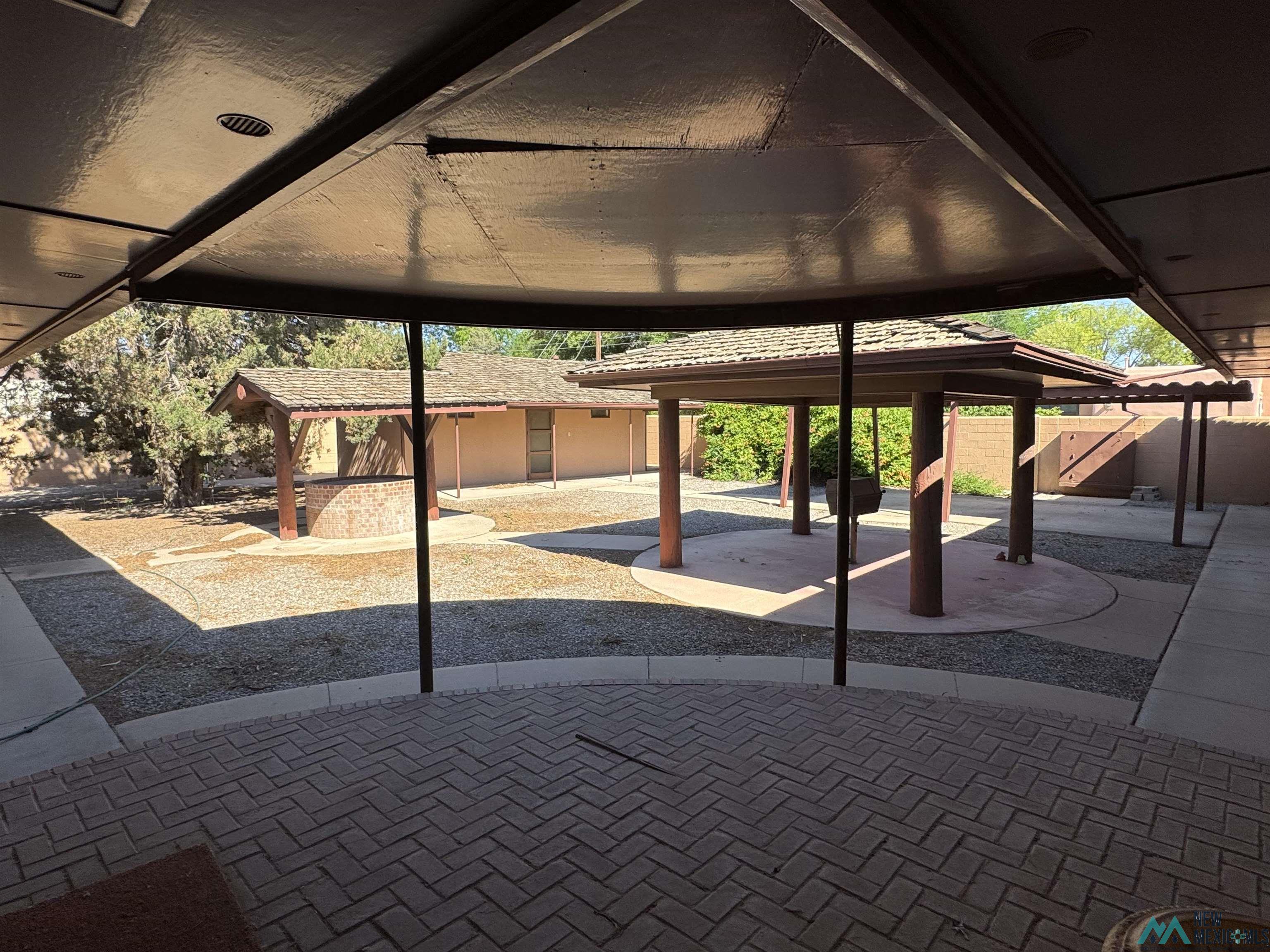 2400 W Loma Drive, Artesia, Texas image 37